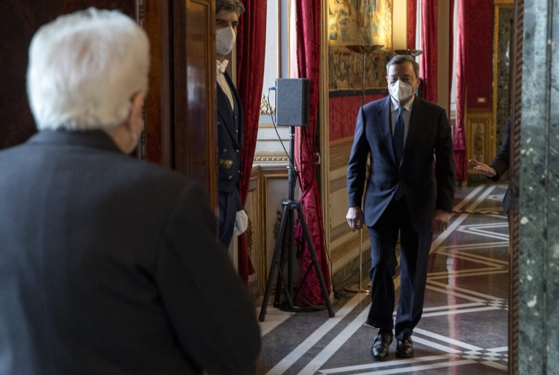 Cosa ha detto Draghi a Mattarella e perché il premier ne ha «le tasche piene» (del M5s e non solo) - Open