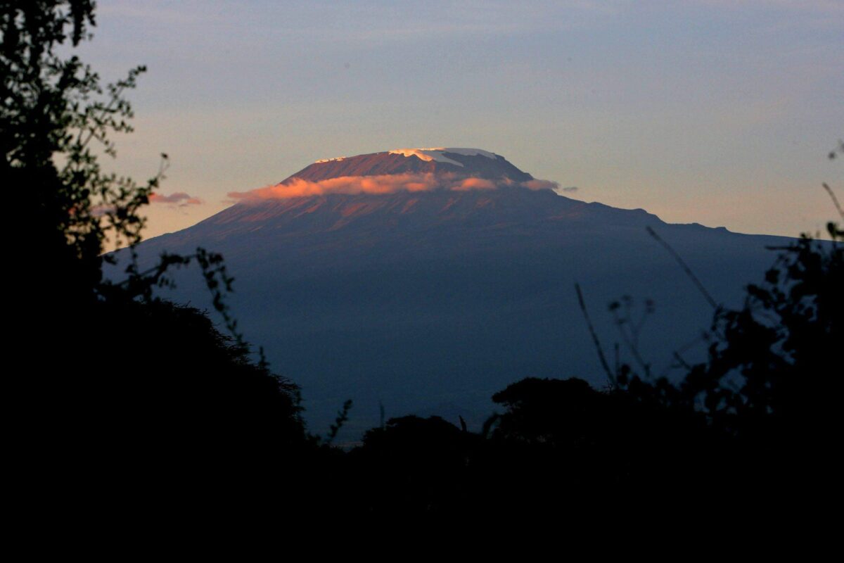 Tanzania, è arrivato internet anche sul Kilimangiaro. Il governo annuncia la connessione in vetta entro fine anno