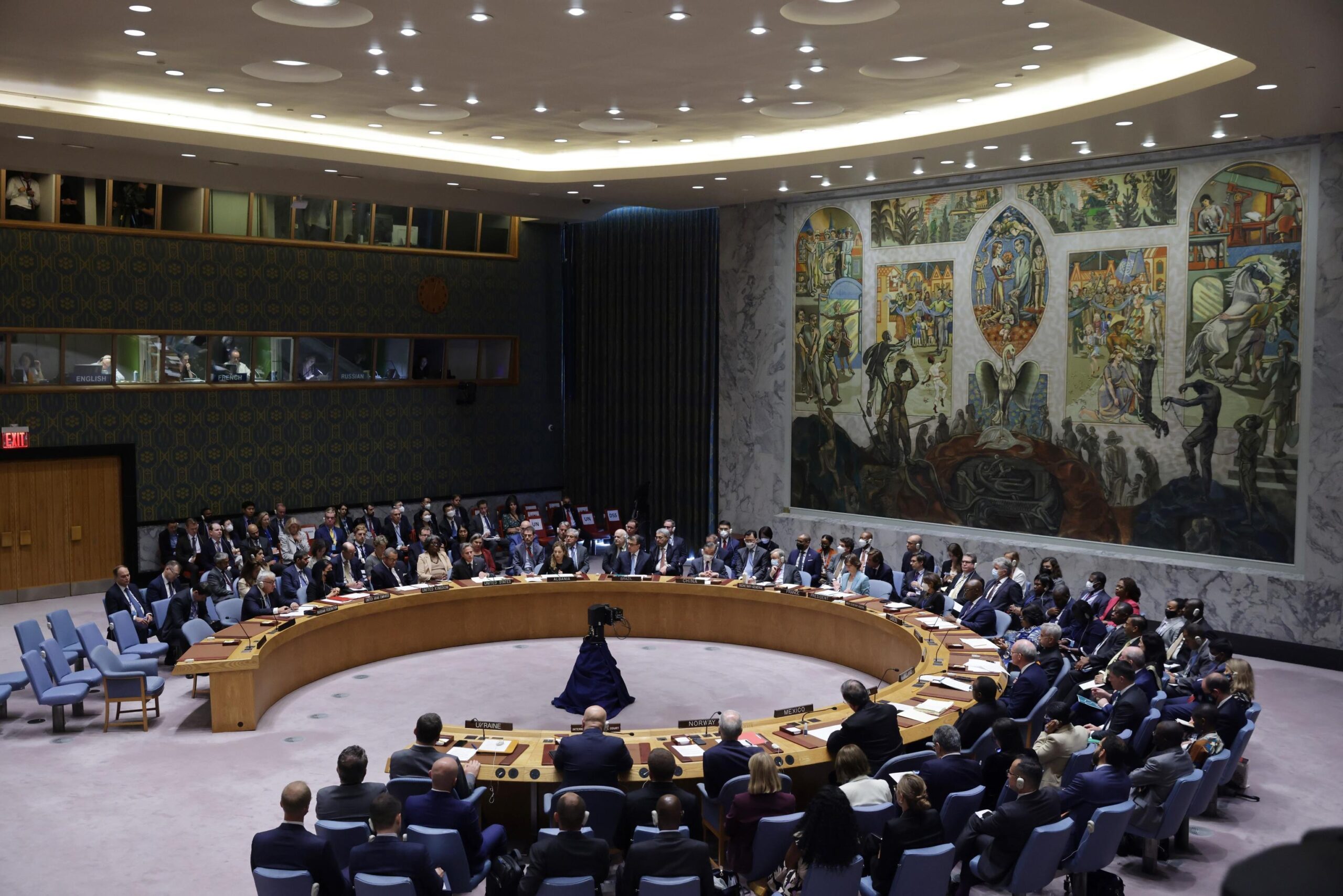 Consiglio Onu, la mozione contro le annessioni di Mosca bloccata dal veto della Russia. La Cina si astiene
