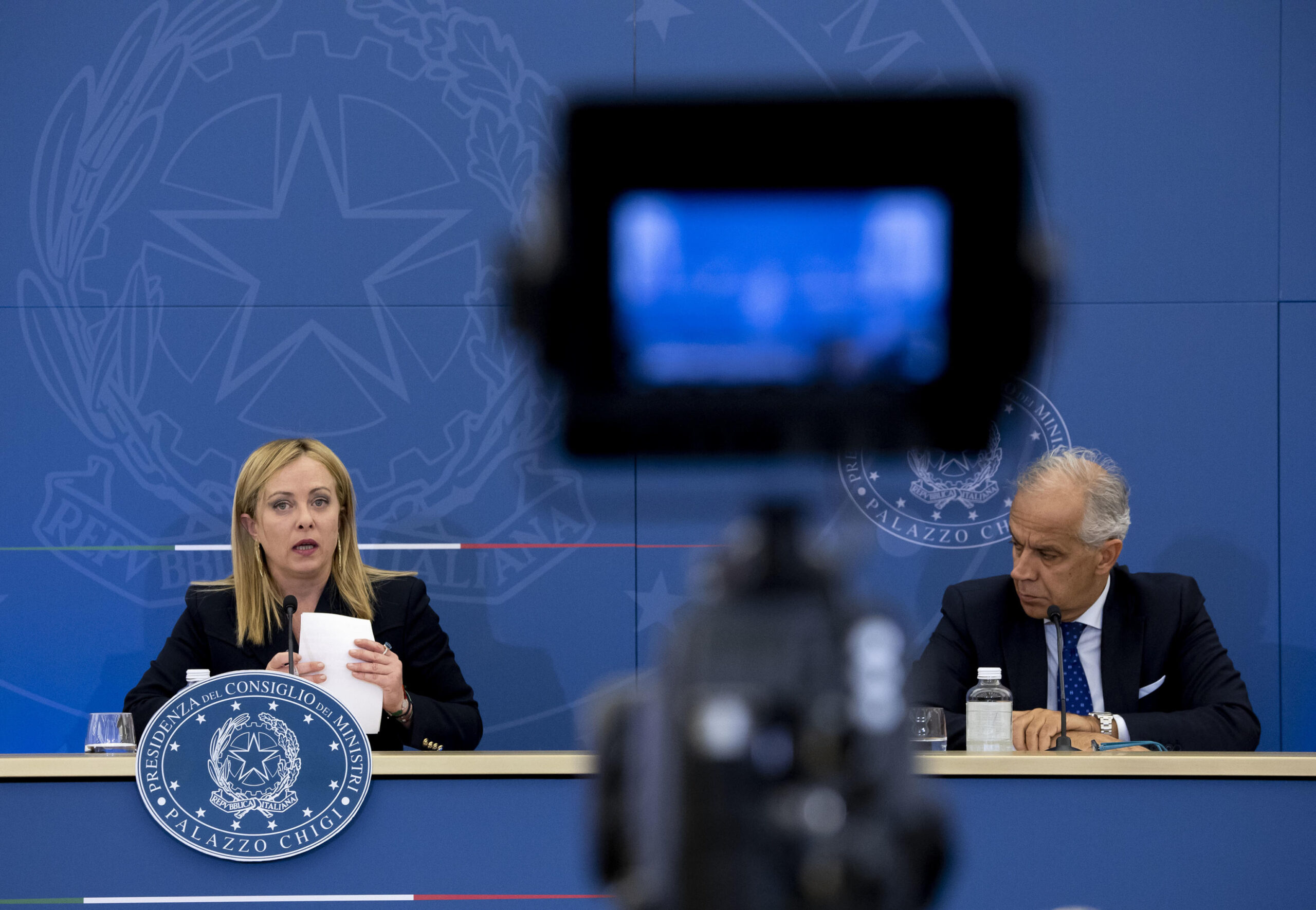 La premier Giorgia Meloni nel corso della conferenza stampa al termine del Consiglio dei ministri, Roma, 31 ottobre 2022.
ANSA/ MASSIMO PERCOSSI