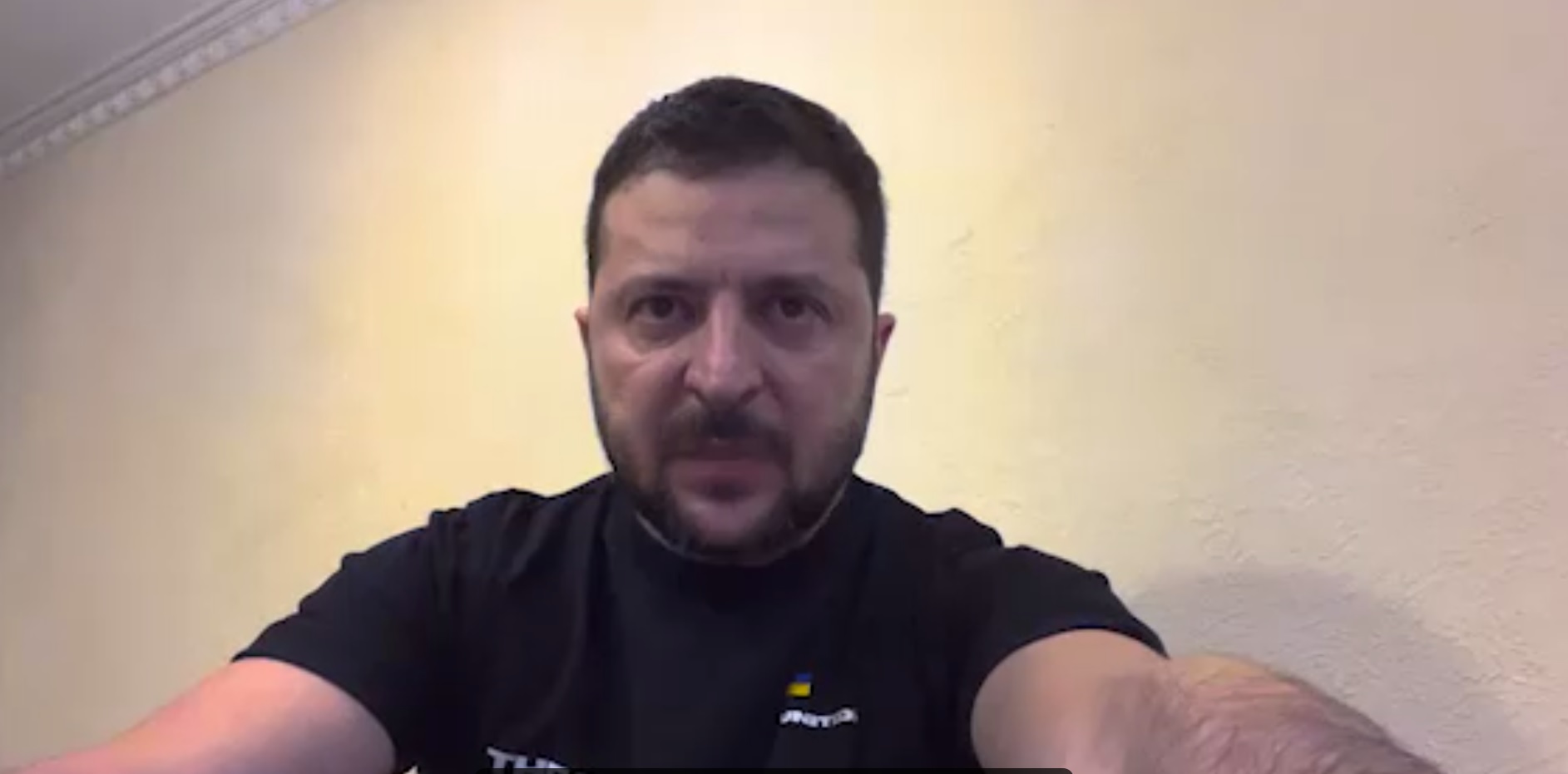 Ucraina, Zelensky sfida Mosca dopo il ritiro russo a Lyman: «Pianteremo bandiere ovunque in Donbass» – Il video