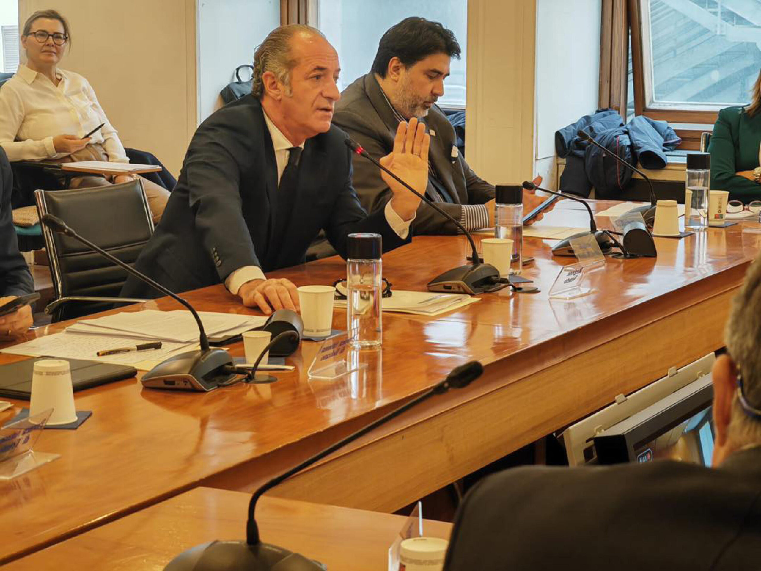 La foto tratta dal profilo Twitter del Governatore del Veneto Luca Zaia mostra un momento della Conferenza delle Regioni che si sta svolgendo a Roma, 17 Novembre 2022. TWITTER/LUCA ZAIA 

+++ATTENZIONE LA FOTO NON PUO' ESSERE PUBBLICATA O RIPRODOTTA SENZA L'AUTORIZZAZIONE DELLA FONTE DI ORIGINE, CUI SI RINVIA+++NPK+++