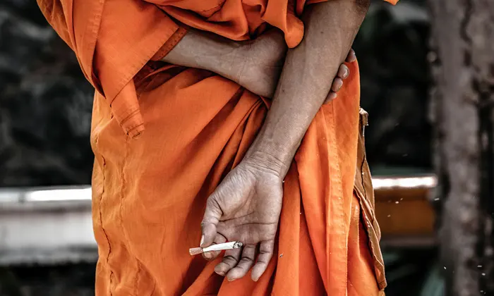 Thailandia, chiude il tempio buddhista: tutti i monaci erano positivi alla metanfetamina