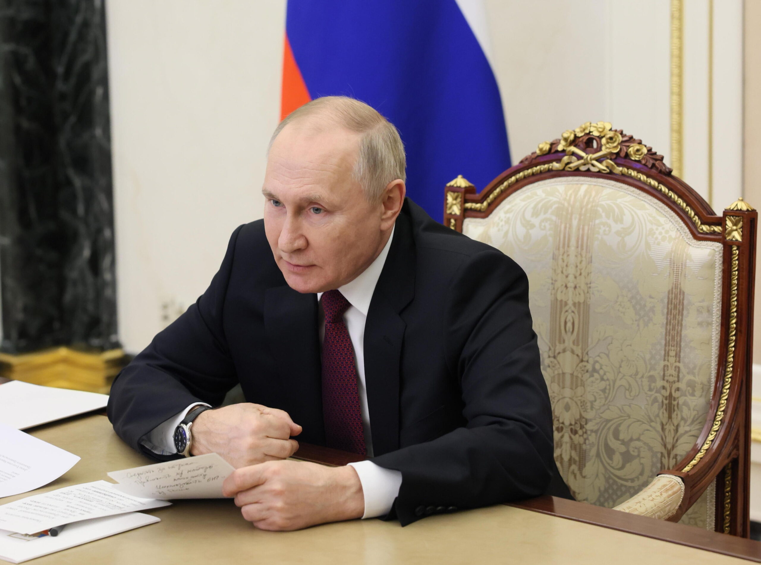 «Continueremo a bombardare la rete elettrica ucraina, ma chi ha cominciato?», la minaccia di Putin: blackout in Ucraina per i raid e il gelo «Continueremo a bombardare la rete elettrica ucraina, ma chi ha cominciato?», la minaccia di Putin: blackout in Ucraina per i raid e il gelo