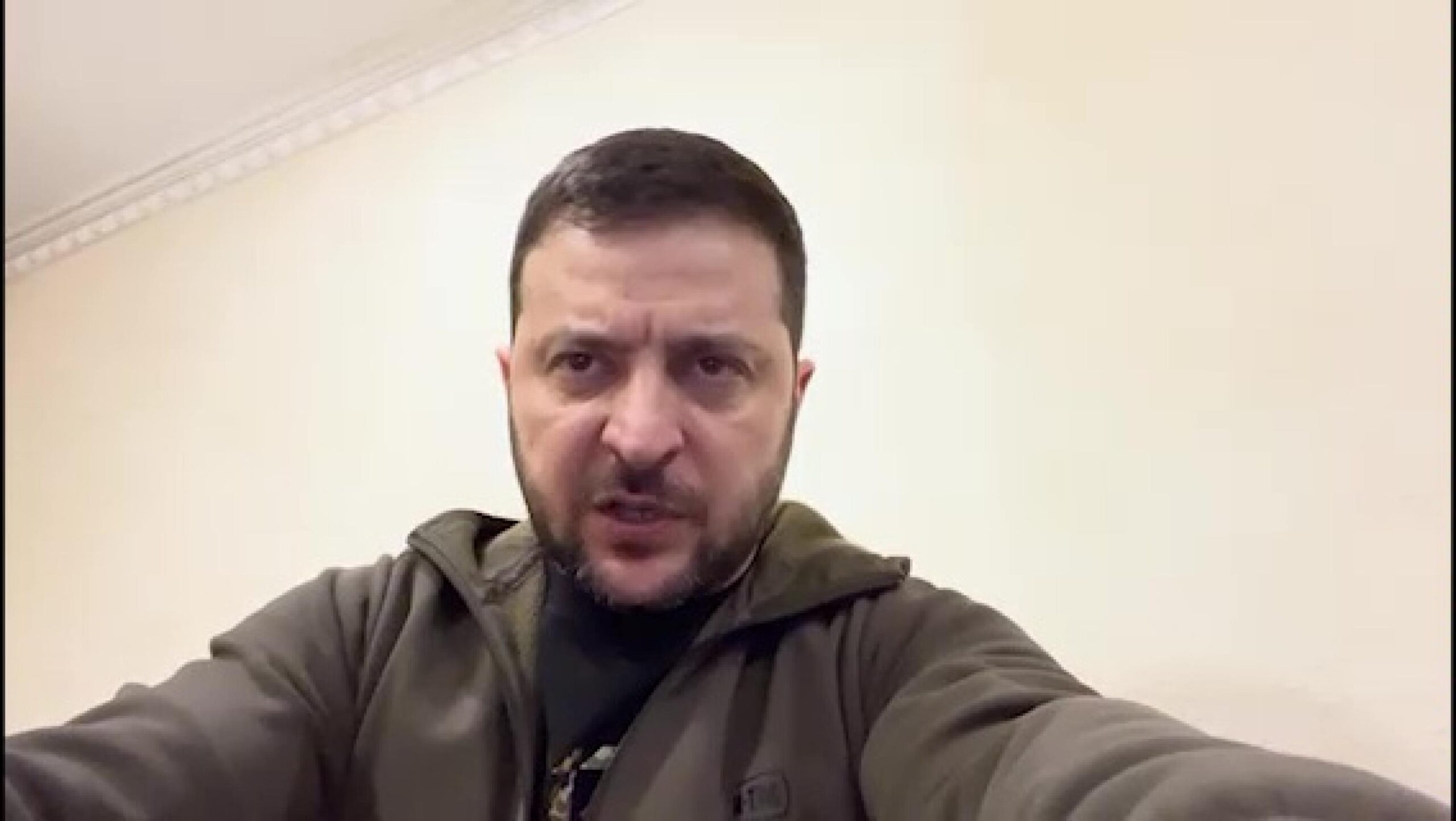 Ucraina, Zelensky: «I russi vogliono sfruttare l’inverno contro di noi ma faremo di tutto per sopravvivere» – Il video