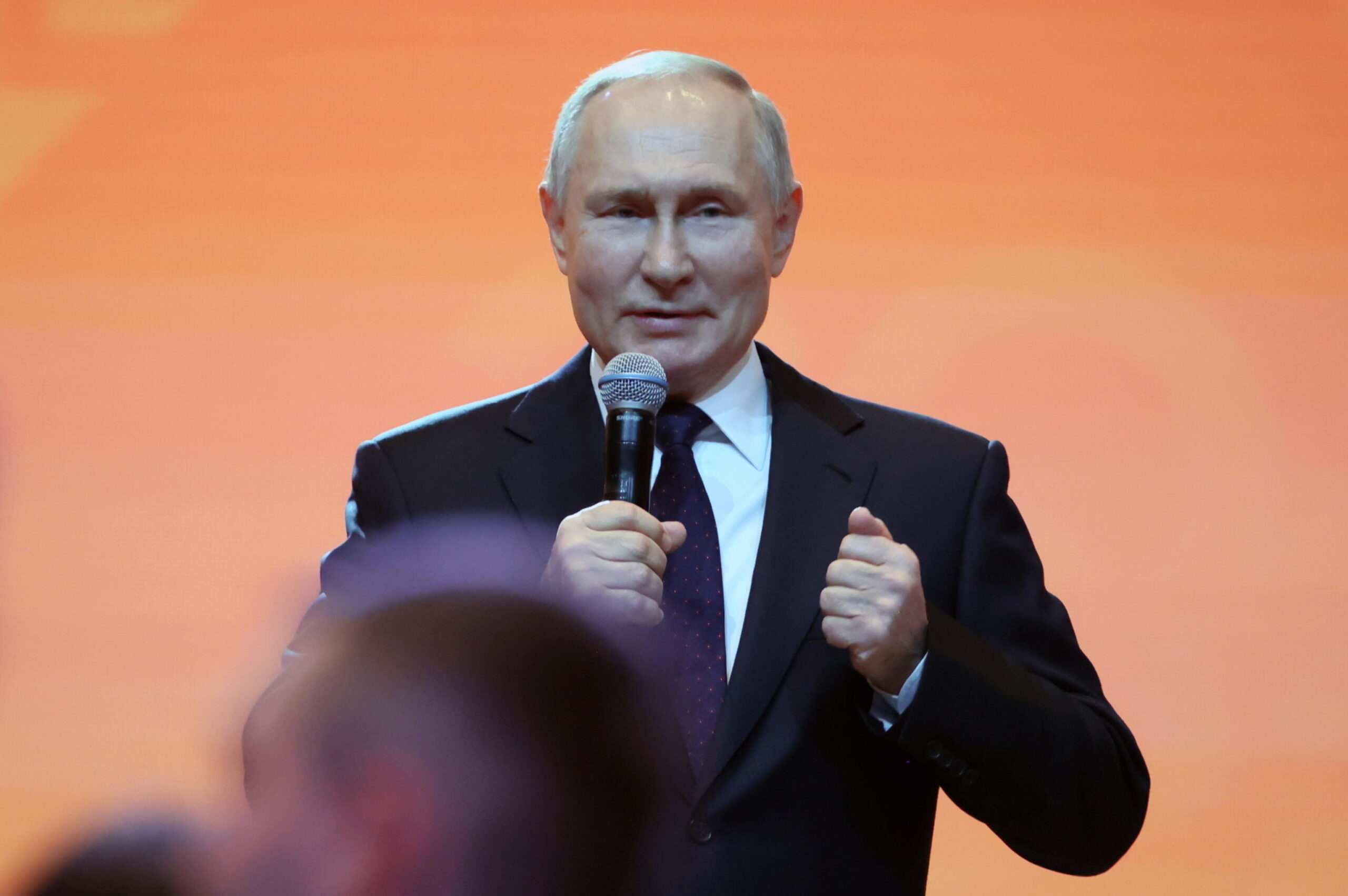 Putin: «Operazione speciale può durare di più: cresce minaccia di guerra nucleare»