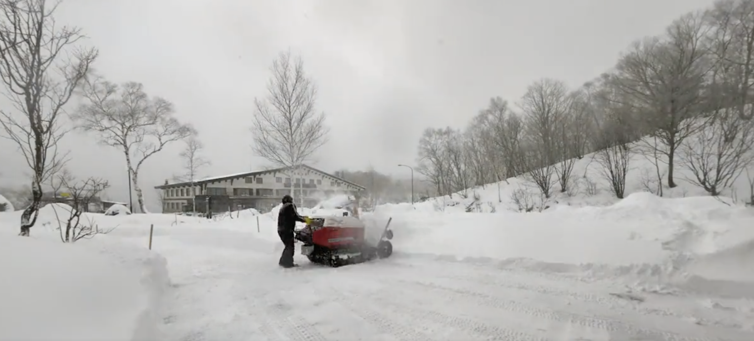 Giappone, 17 morti per le nevicate degli ultimi 10 giorni. 93 feriti – I video
