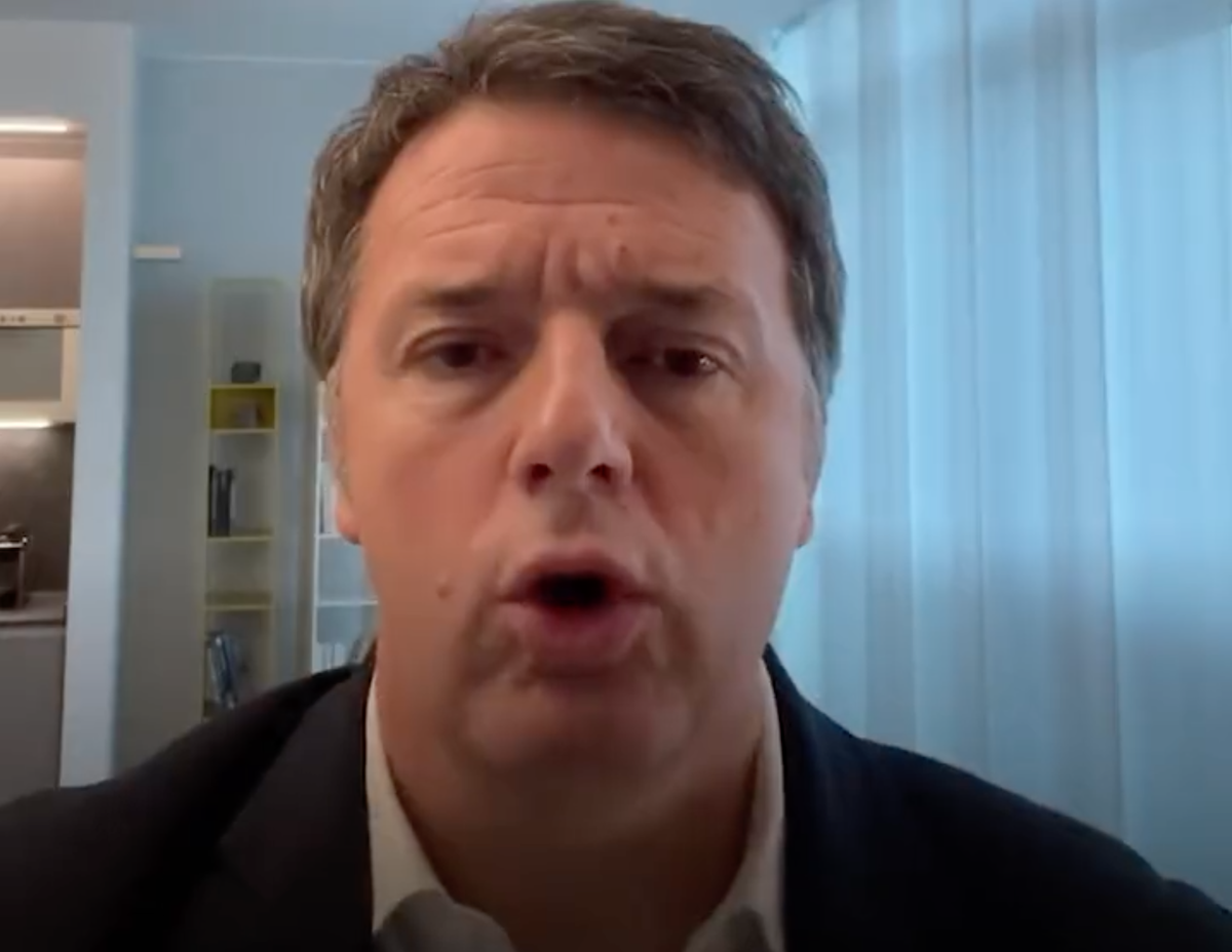 Manovra, l’ira di Renzi: «Il governo toglie i soldi ai 18enni per darli ai presidenti incapaci della Serie A» – Il video