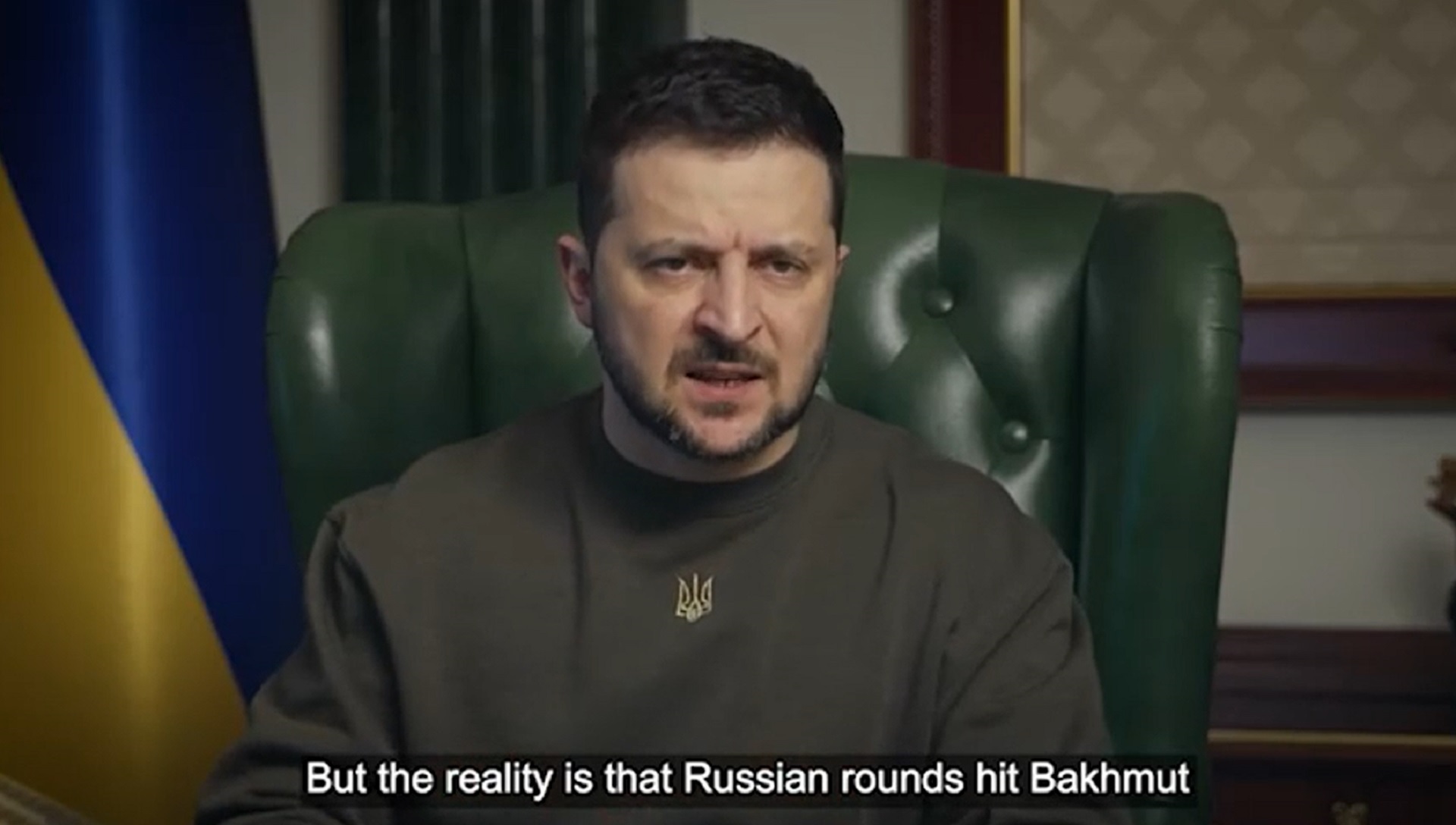 Ucraina, Zelensky sul cessate il fuoco di Natale: «Tutto falso, avremo la pace solo quando riusciremo a cacciarli» – Il video