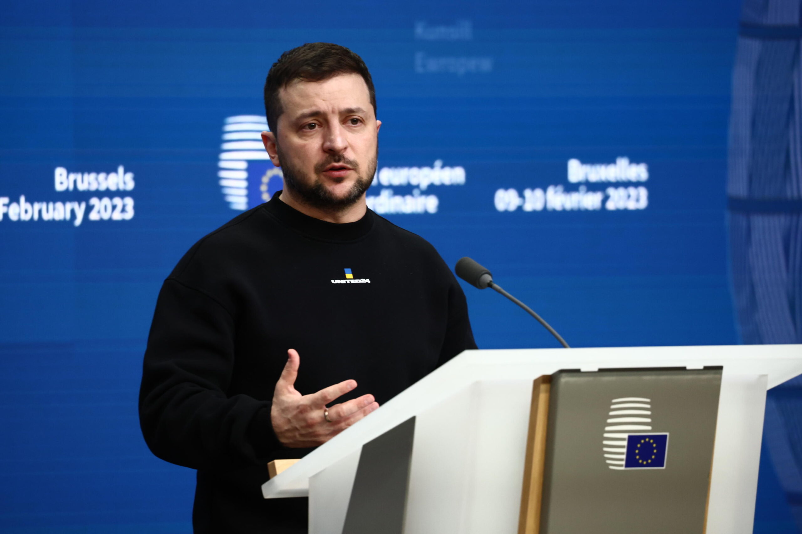 Zelensky a Bruxelles preme per i jet: &quot;Se aiutate l&apos;Ucraina aiuta...