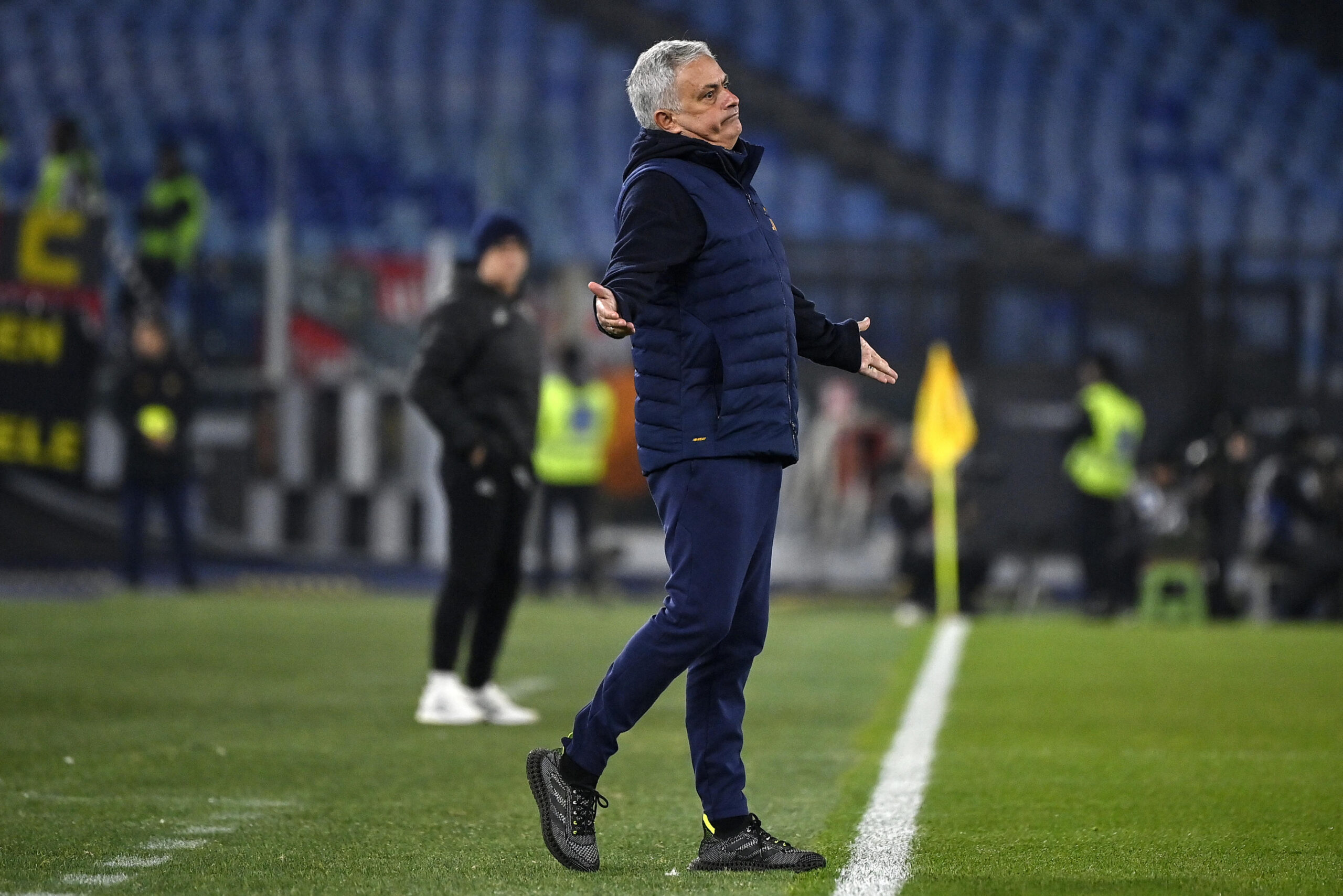 Zaniolo Mourinho, nessuno spiraglio: la reazione del tecnico della Roma dopo la lettera “per la pace”