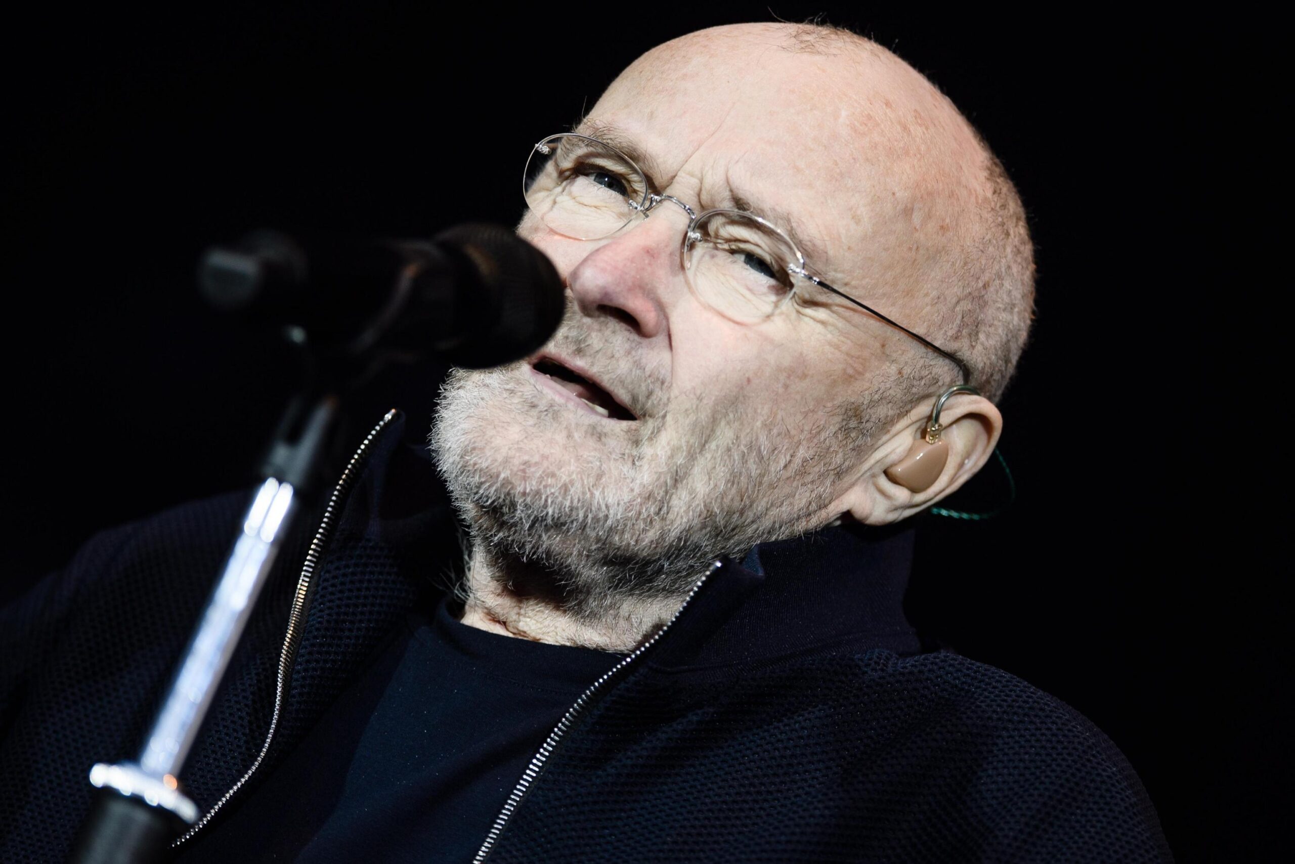 Фил коллинз википедия. Phil Collins 2020. Фил Коллинз 2020 фото. Фил Коллинз Грэмми. Фил Коллинз слушать.