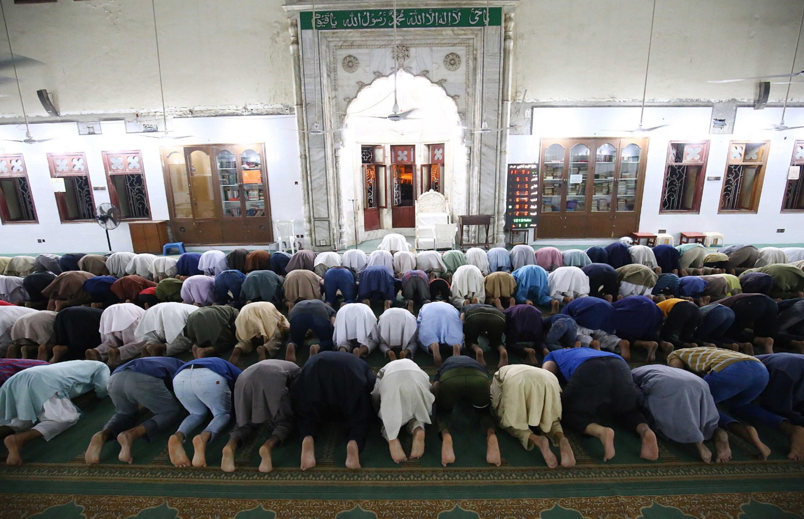 Comincia il Ramadan 2023: orari, divieti e modalità di una delle più importanti ricorrenze islamiche