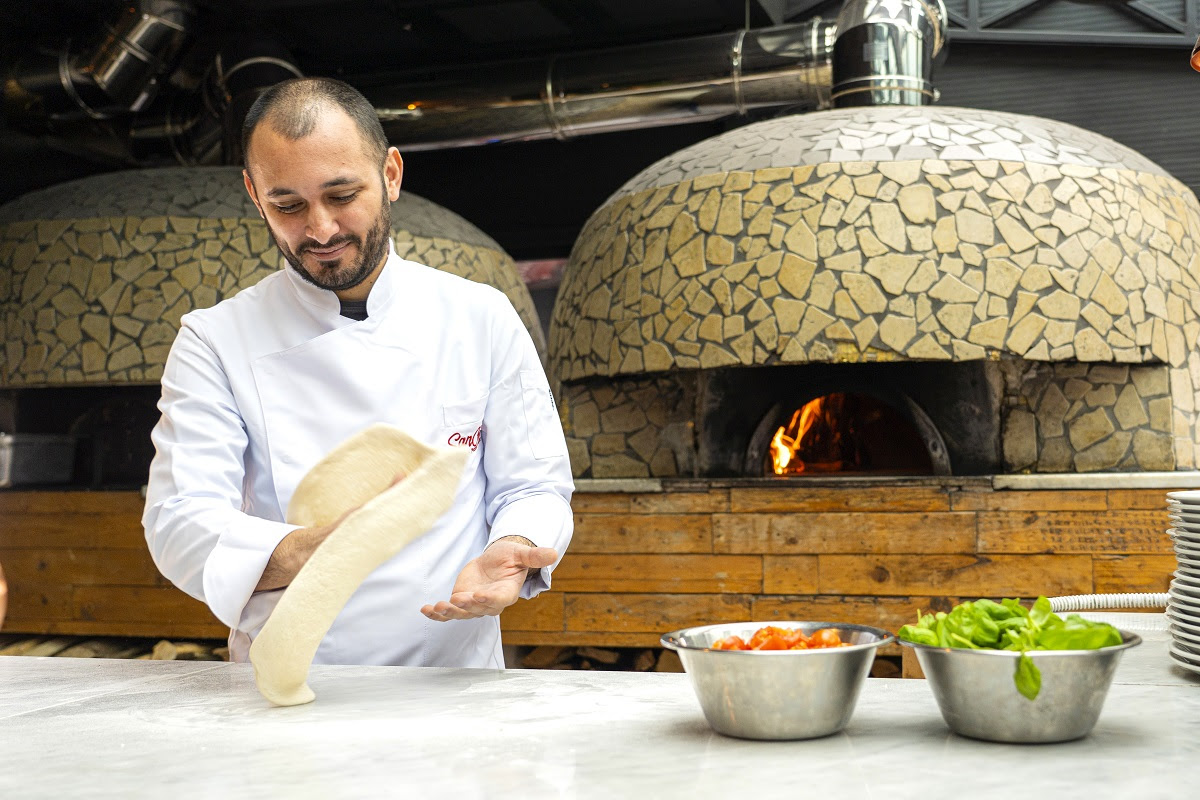 Ciro Di Maio il pizzaiolo che insegna la sua arte ai detenuti