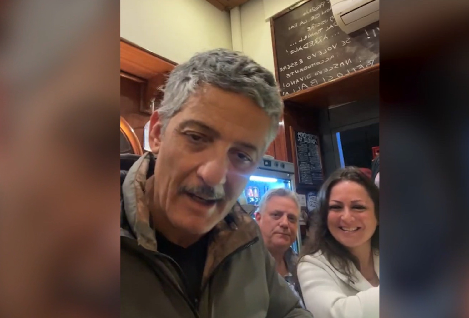 Fiorello e il suo 1° maggio in onda: «Sbaglia chi dice che non posso parlare di lavoro: ho anche mollato un contratto indeterminato…» – Il video