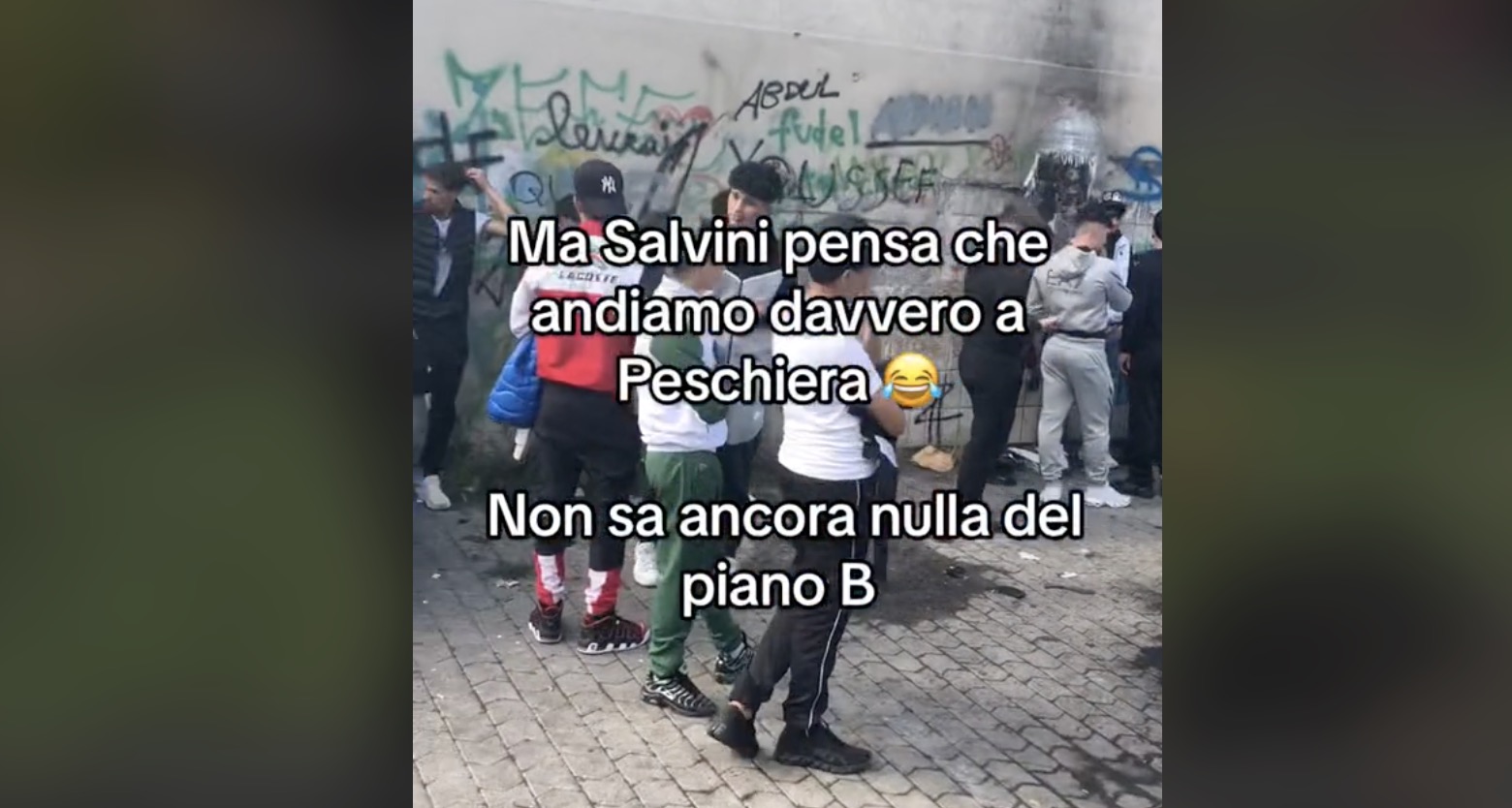 Raduno a Peschiera del Garda del 2 giugno, su TikTok lo sfottò a Salvini per l’allarme baby gang: «Tanto abbiamo il piano B» – I video