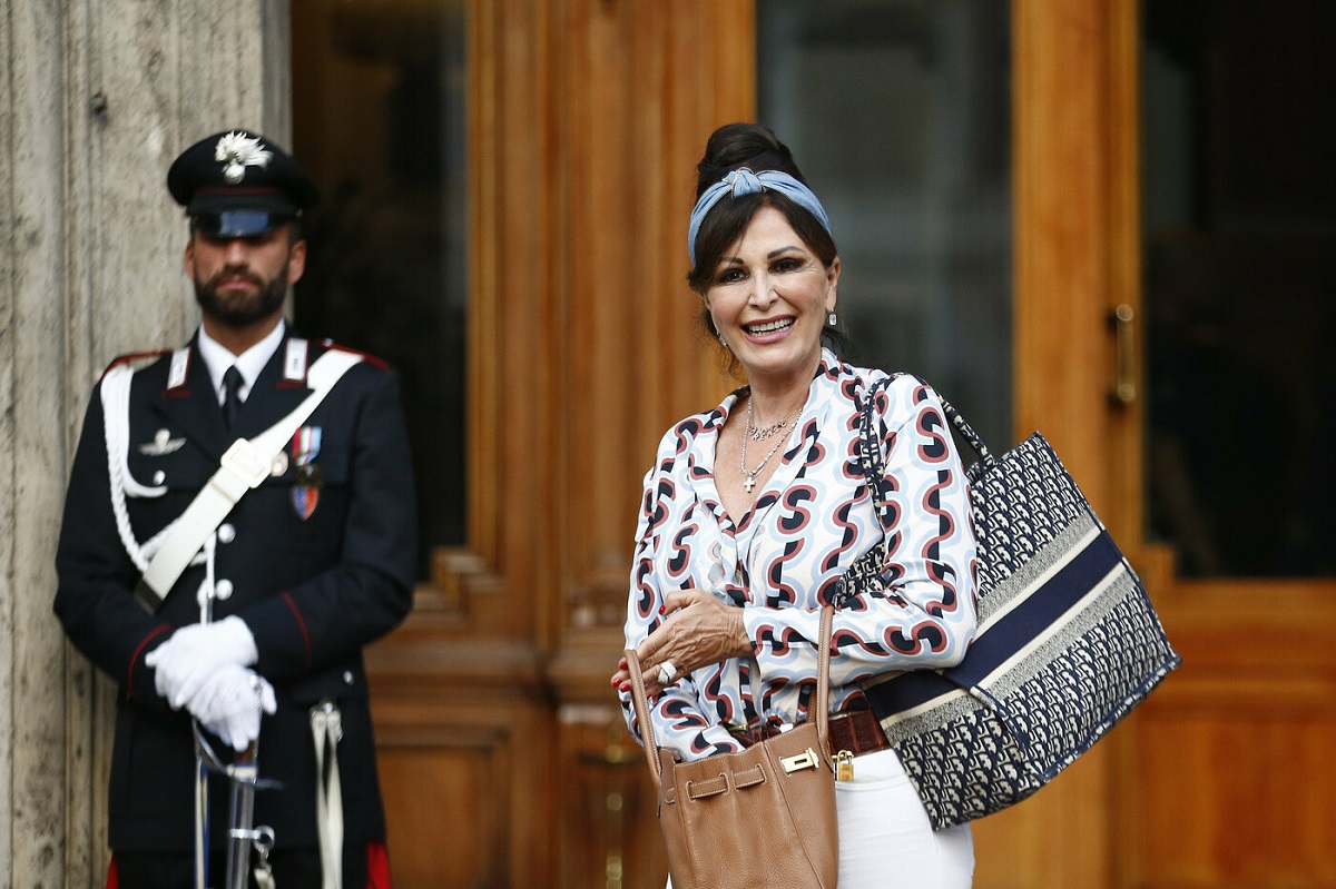 daniela santanchè ultime notizie maserati casa pantheon