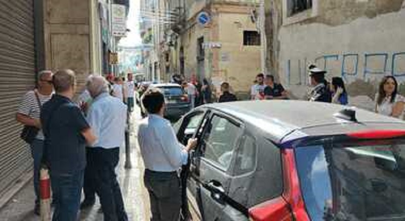 Napoli, duplice omicidio a Sant’Antimo: due cognati uccisi a colpi d’arma da fuoco. Arrestato il suocero