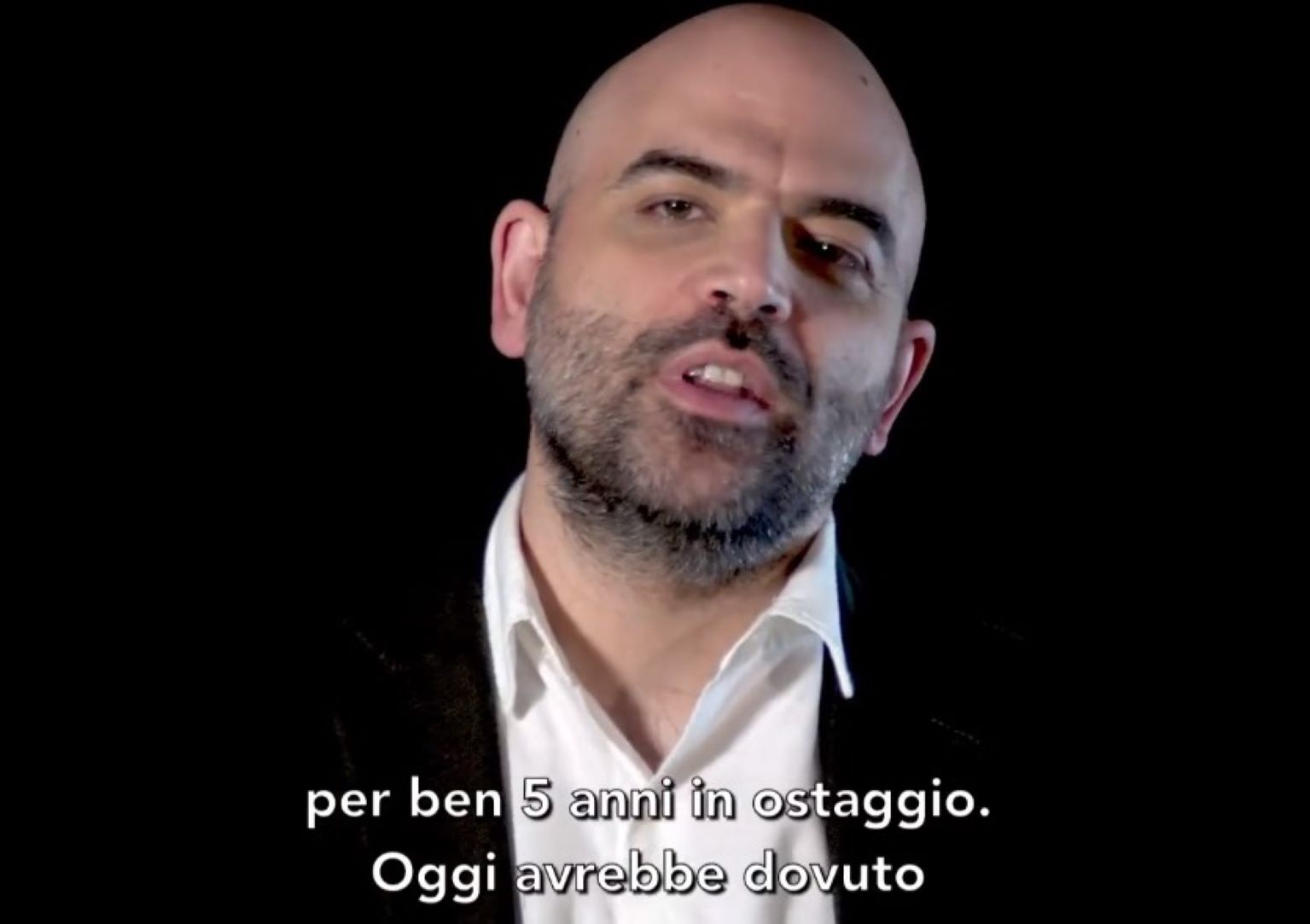 Salvini Scappa Saviano No Questa è La Differenza