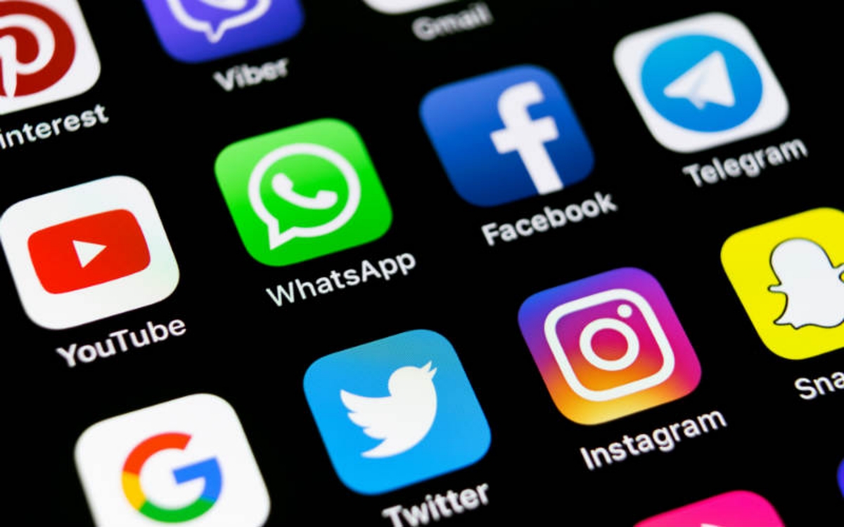 Facebook, WhatsApp e Instagram down: segnalati problemi alle app di Meta