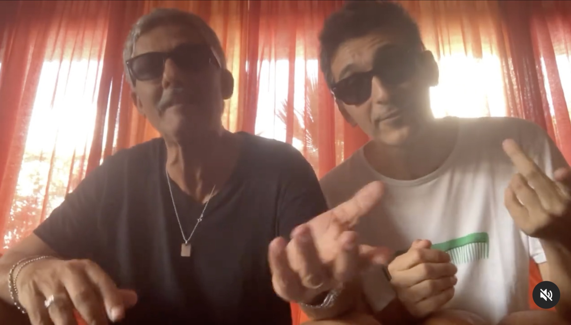L’ironia di Fiorello e Biggio: «Sgarbi ha ragione, Amadeus non è capace. Vogliamo Morgan direttore di Sanremo» – Il video