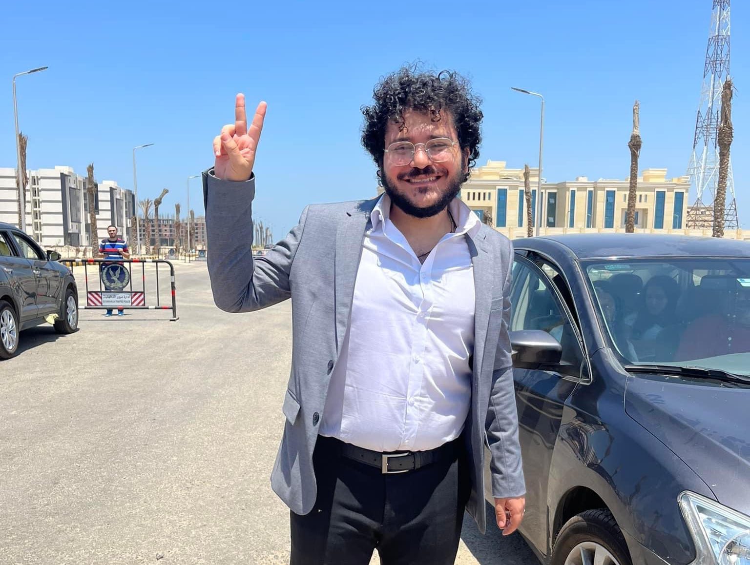 Patrick Zaki è uscito dal carcere. Le prime parole del ricercatore: «Voglio tornare in Italia il prima possibile» – Il video