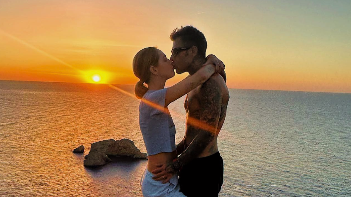 Chiara Ferragni smentisce le voci di addio con Fedez: «Vi sembra normale?» – Il video
