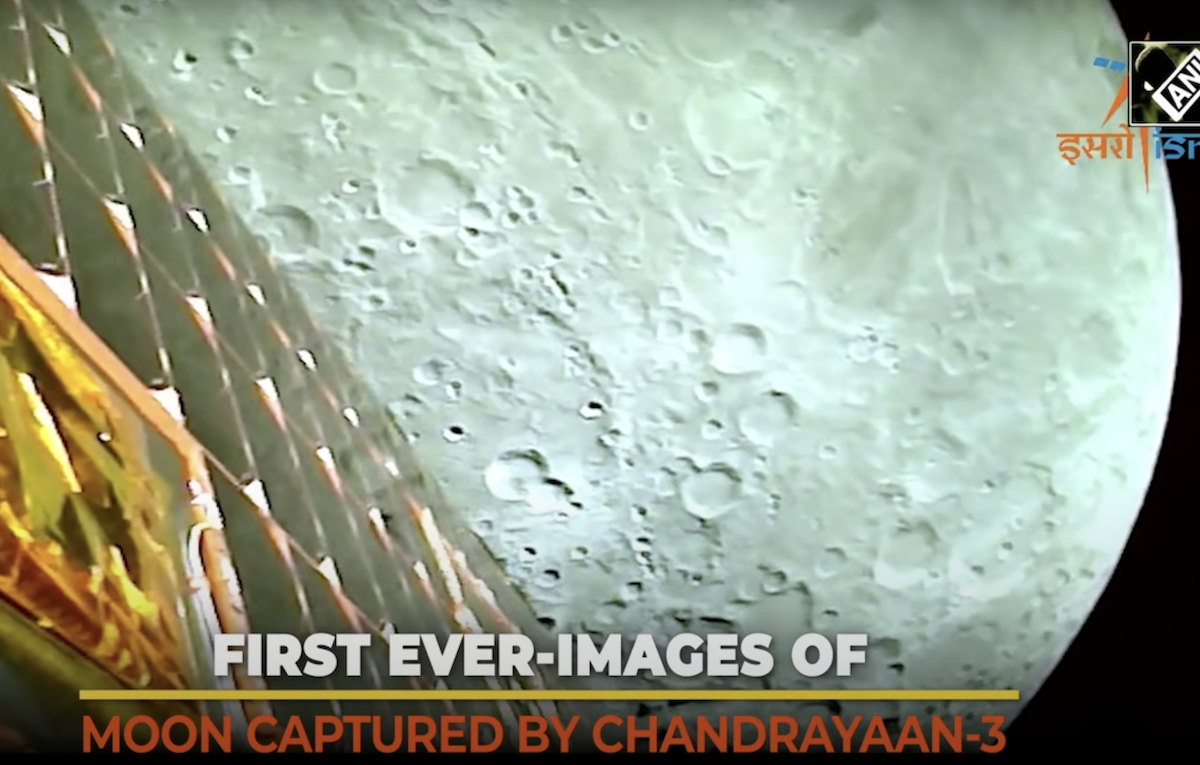 Le (prime) spettacolari immagini della Luna vista da vicino grazie alla sonda indiana - Il video