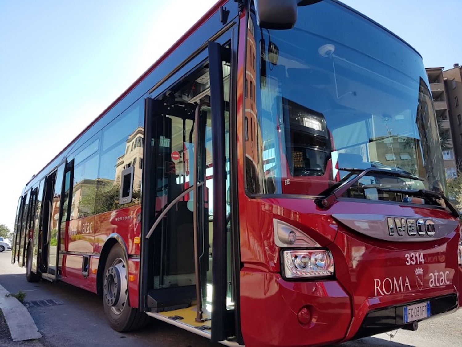 Sciopero 21 marzo, bus, metro e tram a rischio per 24 ore in tutta Italia. Ecco cosa c’è da sapere