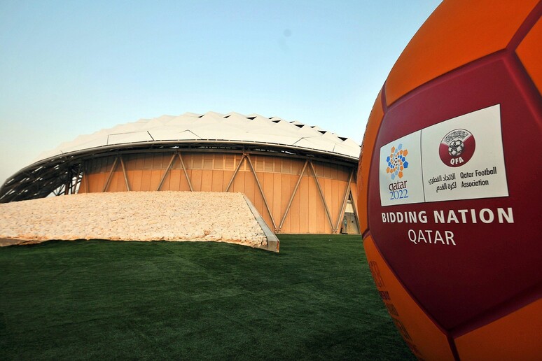 L’inchiesta sui voti comprati per i Mondiali in Qatar, mandato d’arresto per l’ex Fifa bin Hammam
