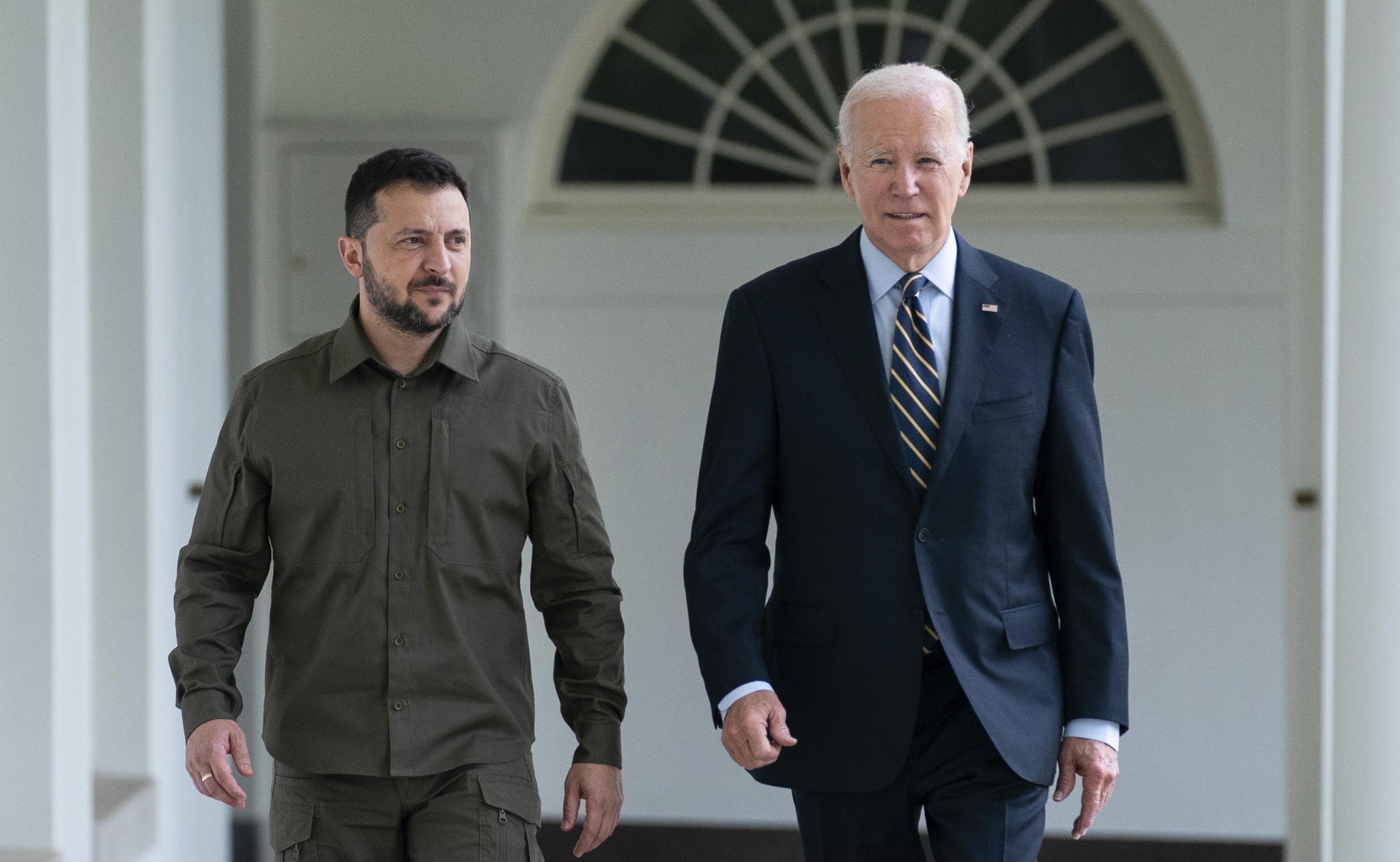 Zelensky alla Casa Bianca, Biden: «Il nostro impegno continua contro l’aggressione criminale russa. In arrivo gli Abrams»