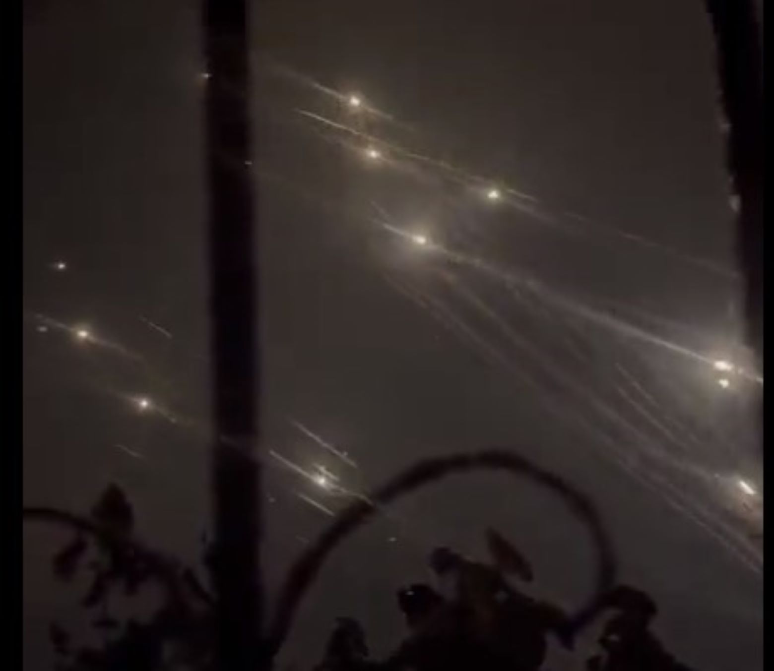 L’annuncio di Hamas: «Abbiamo lanciato 150 razzi contro Tel Aviv» – Il video