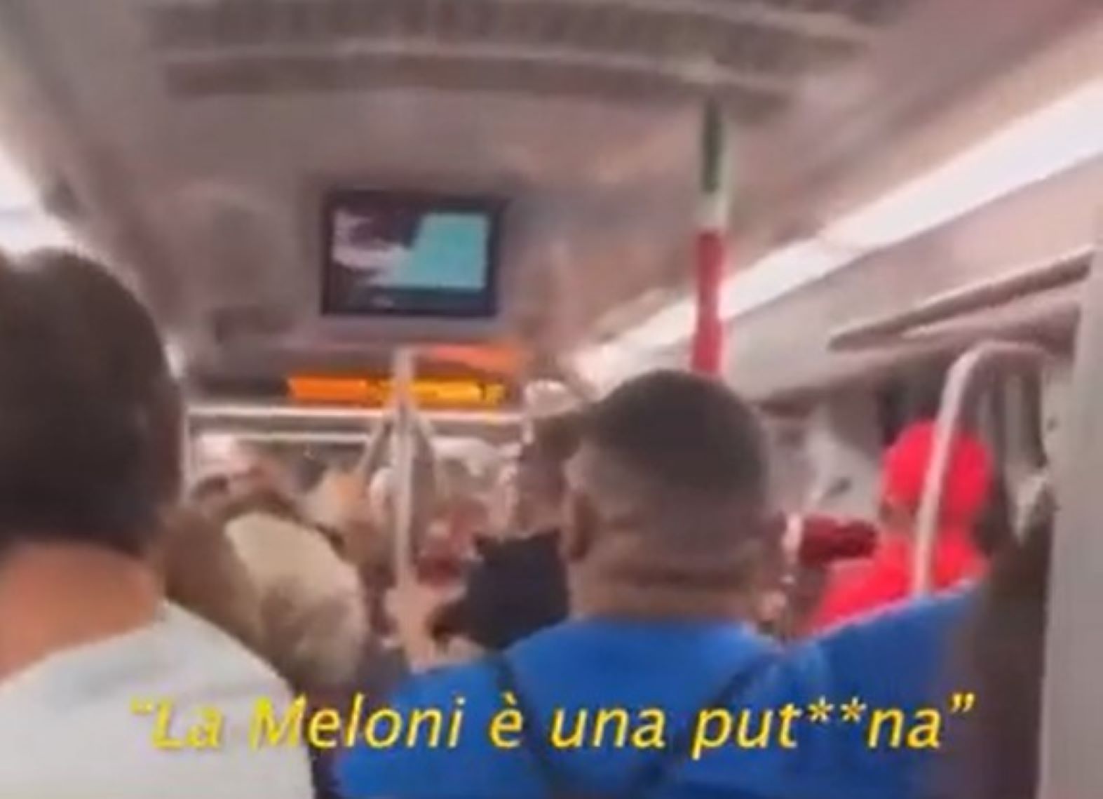 Meloni se la prende con Landini: «Vorrei sapere cosa ne pensa dei cori sessisti su di me». Lui: «Condanno senza se e senza ma» – Il video
