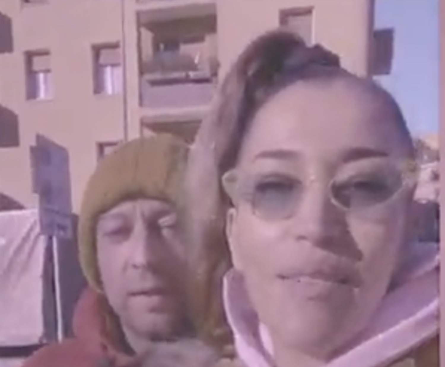Nina Zilli e quel lavoro perso per “colpa” di Fiorello: «Abbiamo saputo che è incinta. Faremmo a meno di lei» – Il video