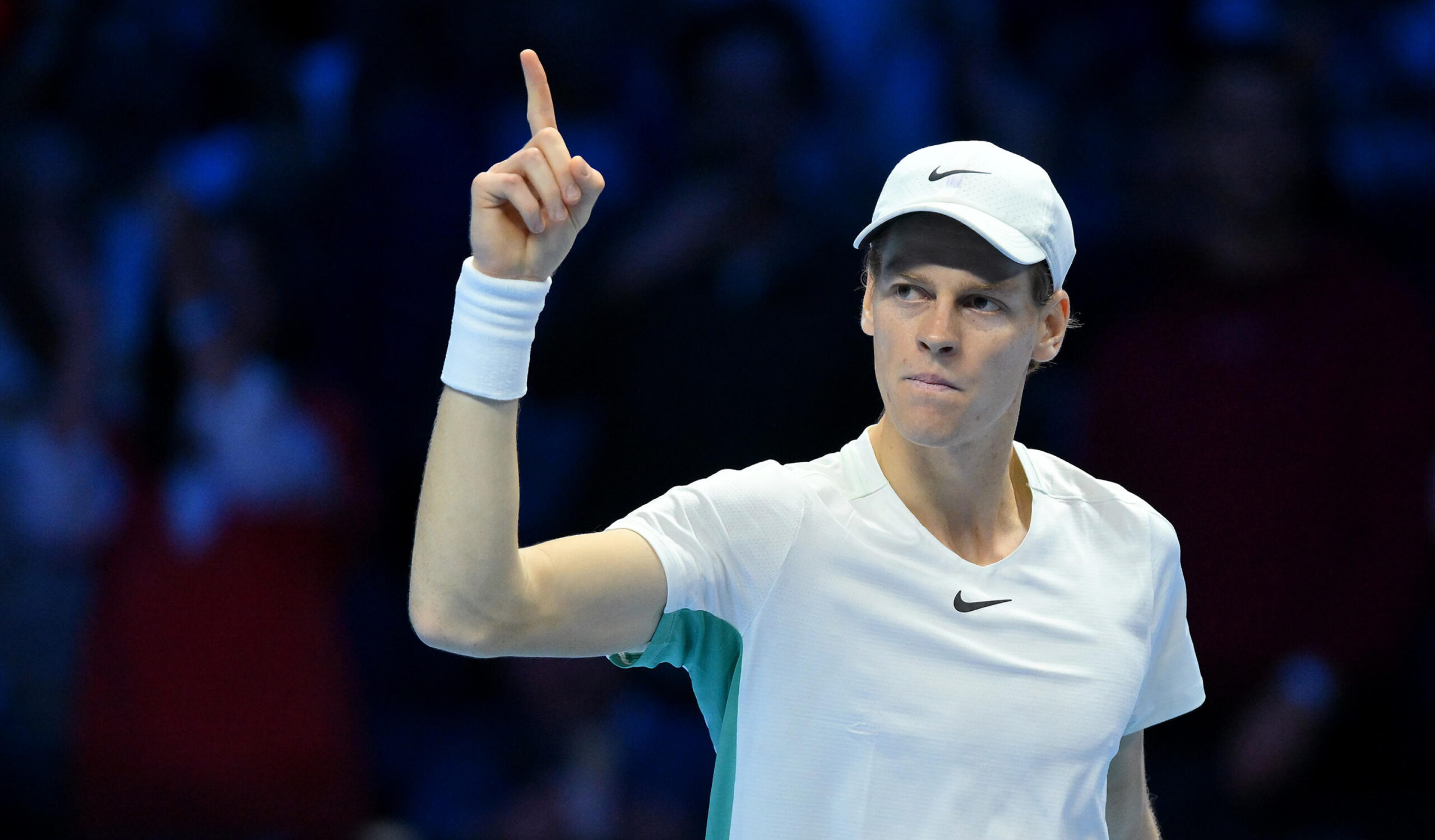 Atp Finals, Sinner vince ancora batte in tre set Medvedev e conquista