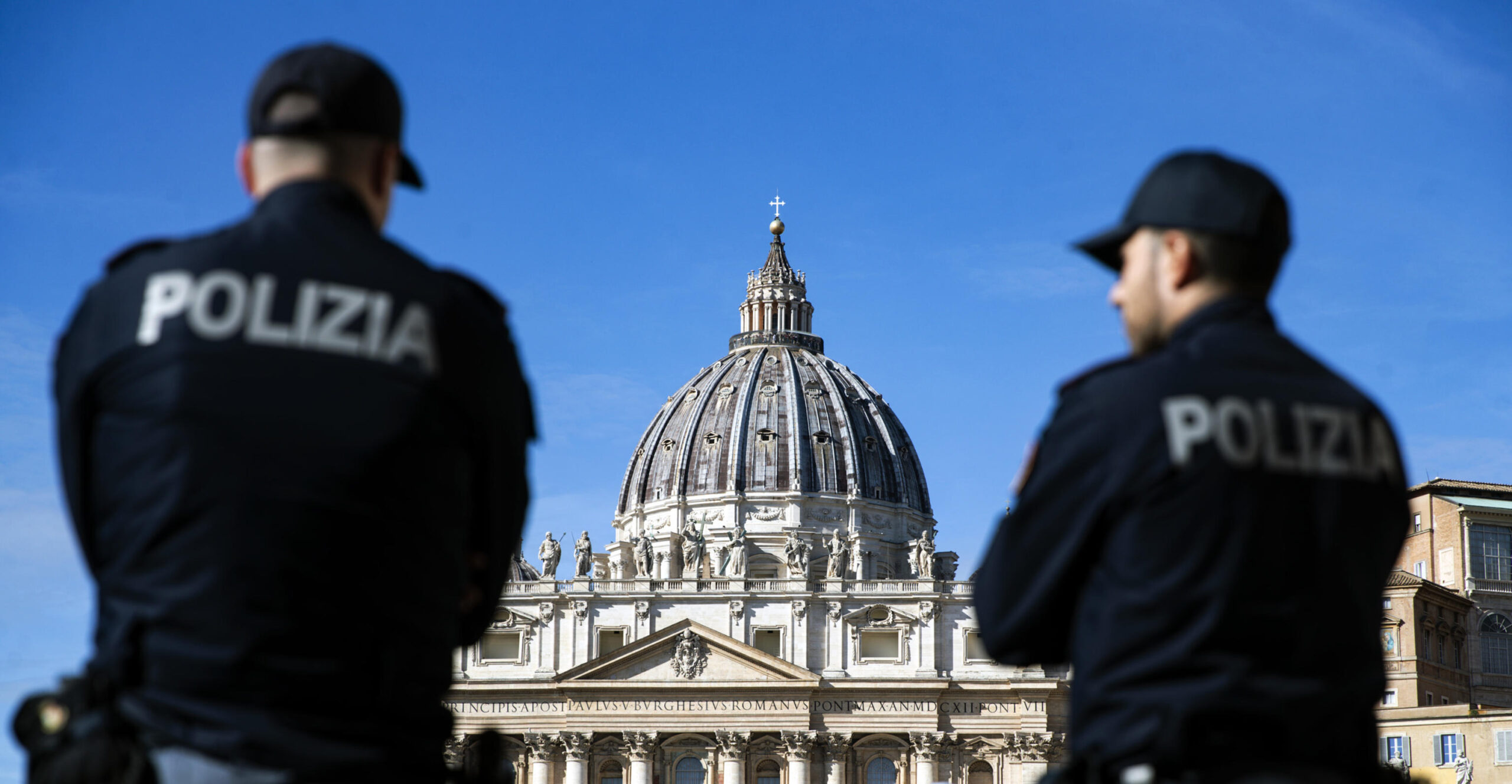 Al via la Festa delle luci di Lione: massima sicurezza a causa dell'allerta  terrorismo in Francia