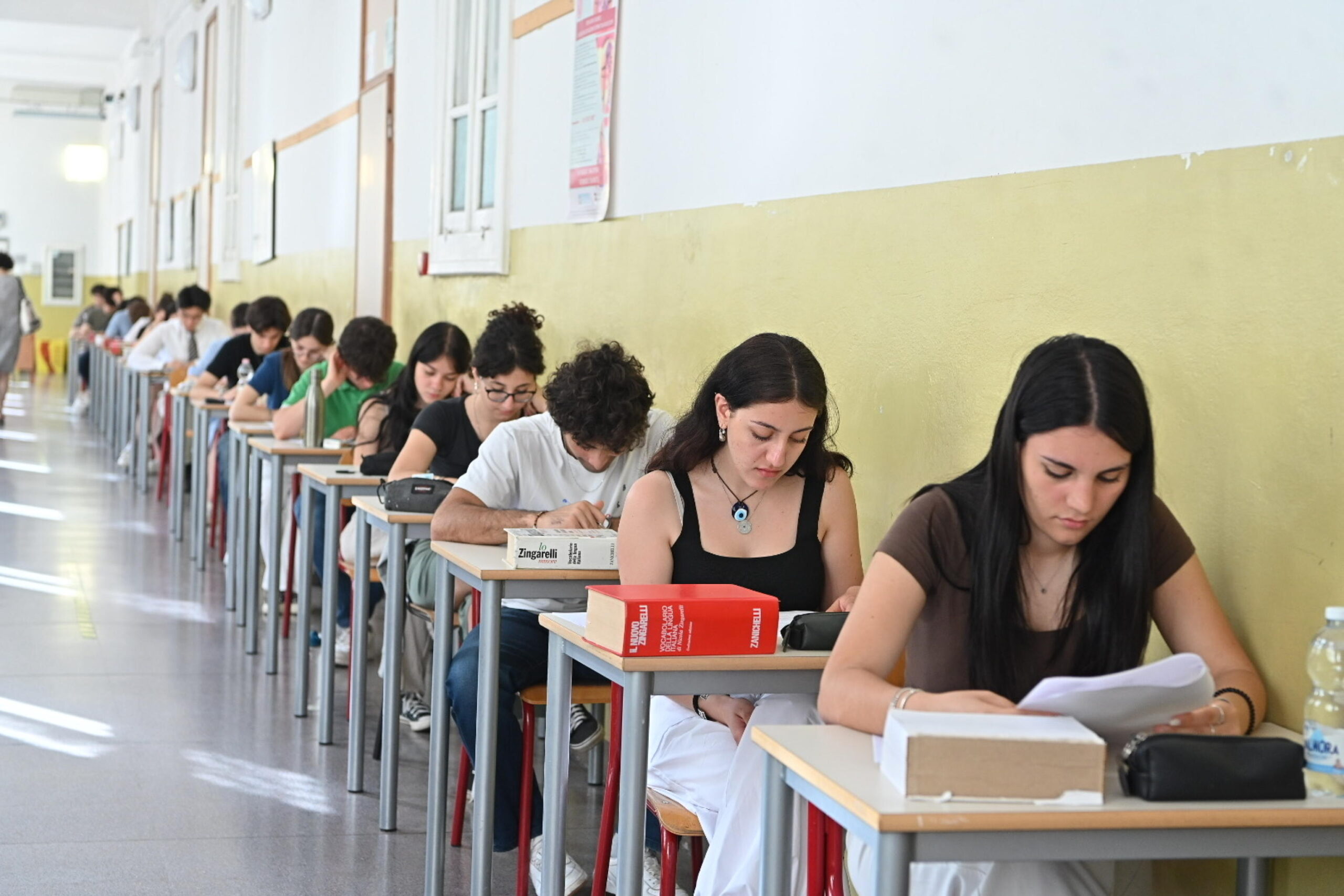 https://static.open.online/wp-content/uploads/2024/01/maturita%CC%80-scaled.jpg