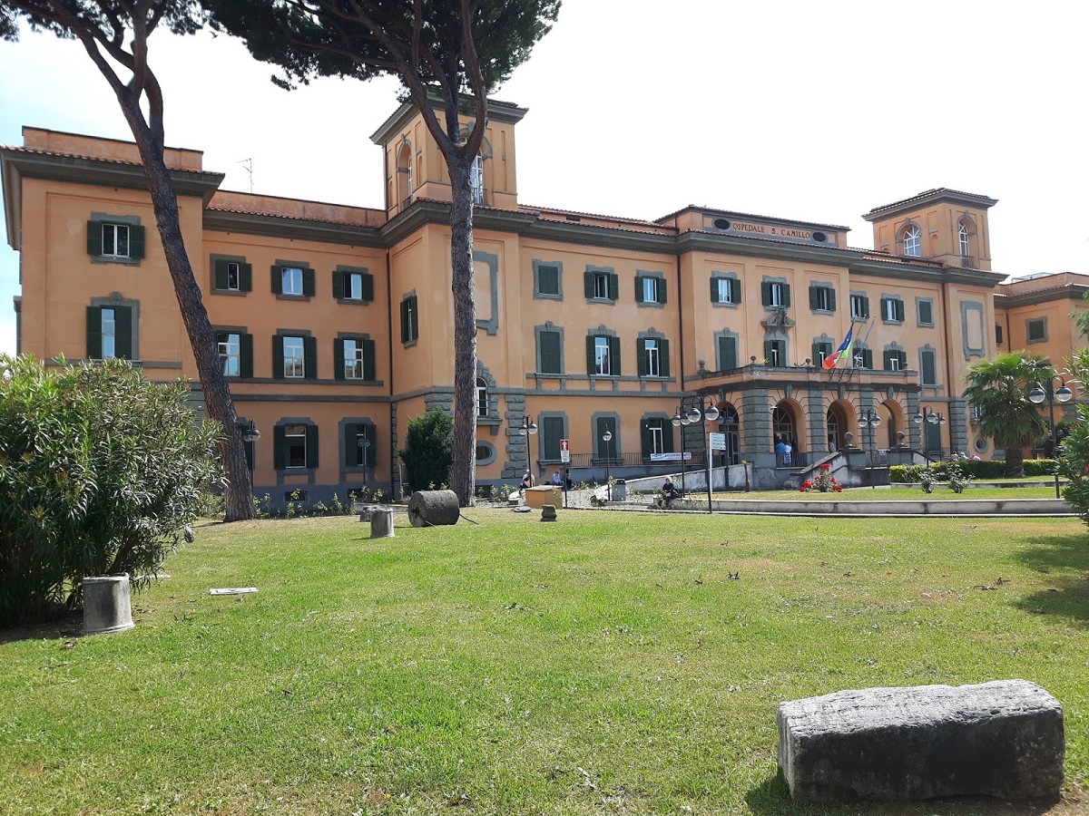 ospedale san camillo coppia stupra donna