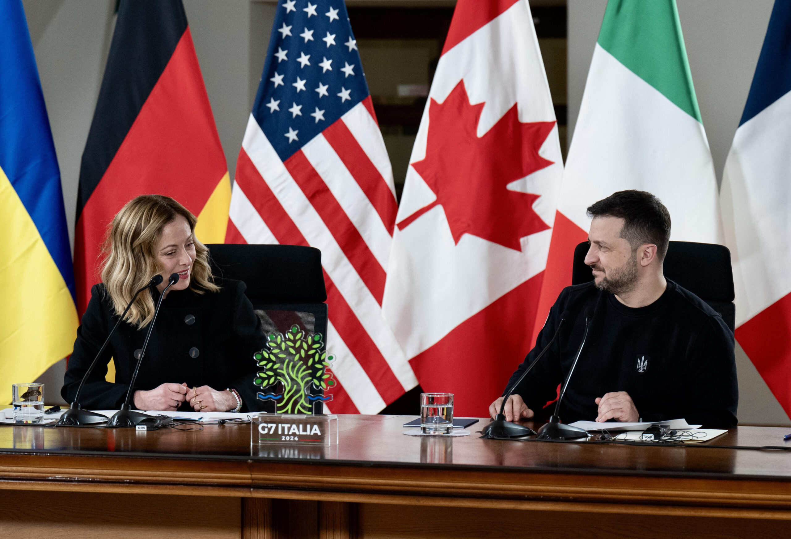An handout image provided by press office of Italian government shows Italy's Prime Minister Giorgia Meloni (L) and Ukraine's President Volodymyr Zelensky attending the press conference following their meeting in Kyiv, on the second anniversary of the Russian invasion of Ukraine, in Kyiv, Ukraine, 24 February 2024,  ANSA/ FILIPPO ATTILI - PRESS OFFICE ITALIAN GOVERNMENT ++HO - NO SALES EDITORIAL USE ONLY++