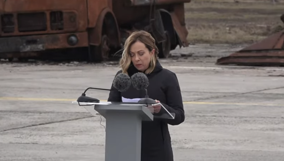 Giorgia Meloni a Kiev: «L’Ucraina è casa nostra. La difenderemo, ci sono le condizioni per un’ipotesi diplomatica» – Il video