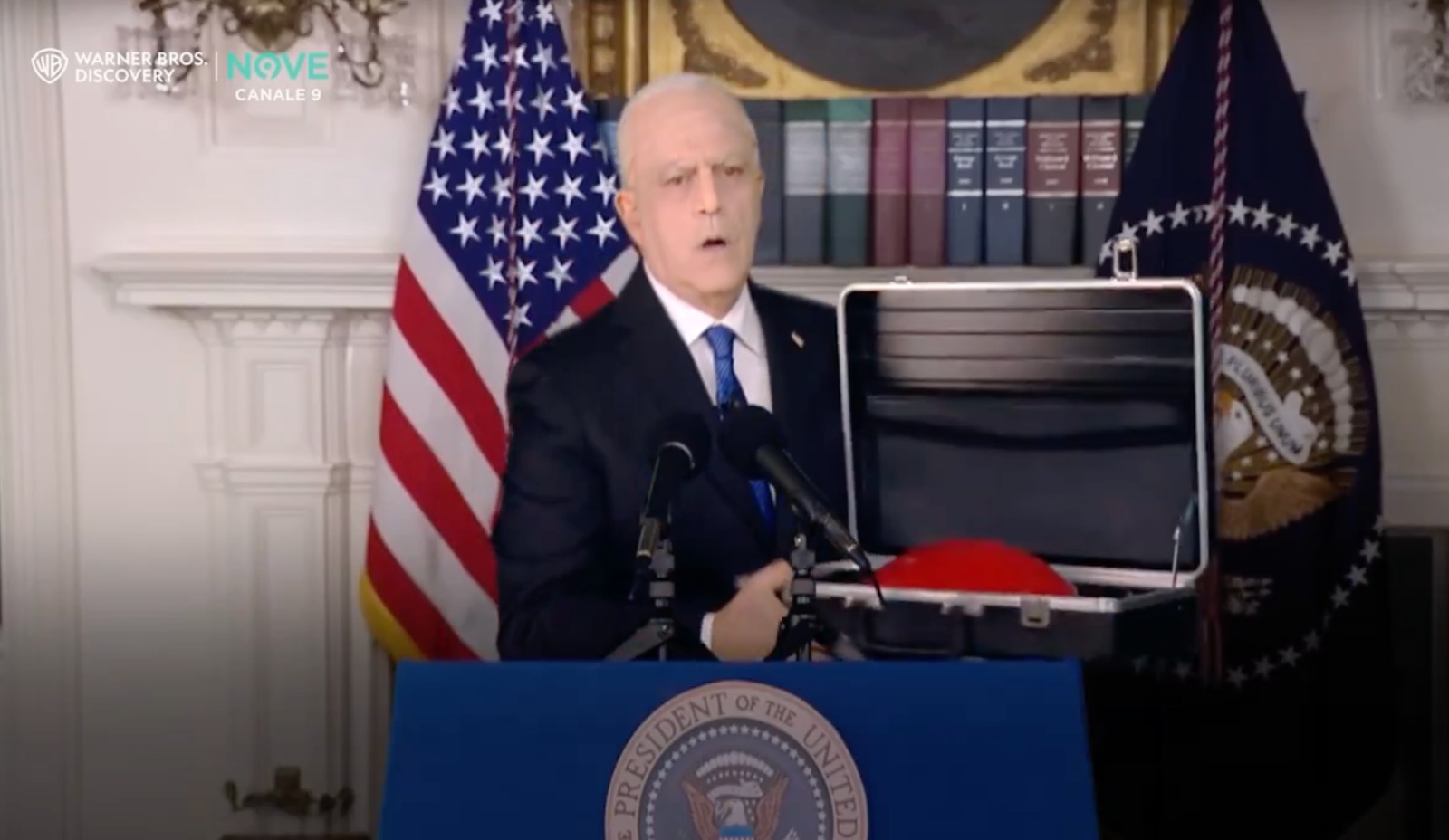 Il ritorno esilarante di Crozza con Biden fuori controllo: «Ho parlato col presidente di Israele Gorbaciov… Dove sono le mie pillole?» – Il video