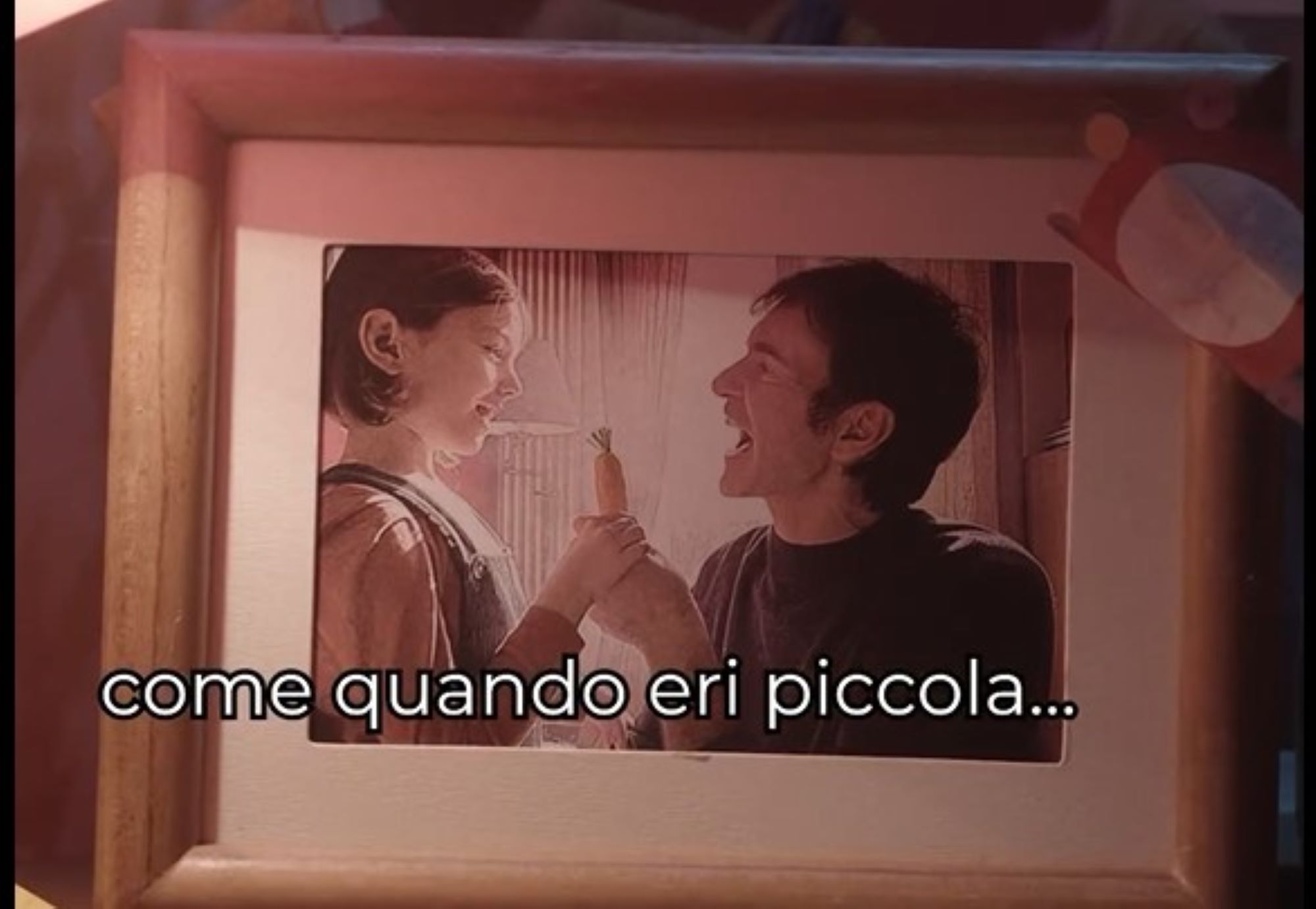 Arriva il terzo spot Esselunga: la carota e il ricordo di una canzone speciale – Il video