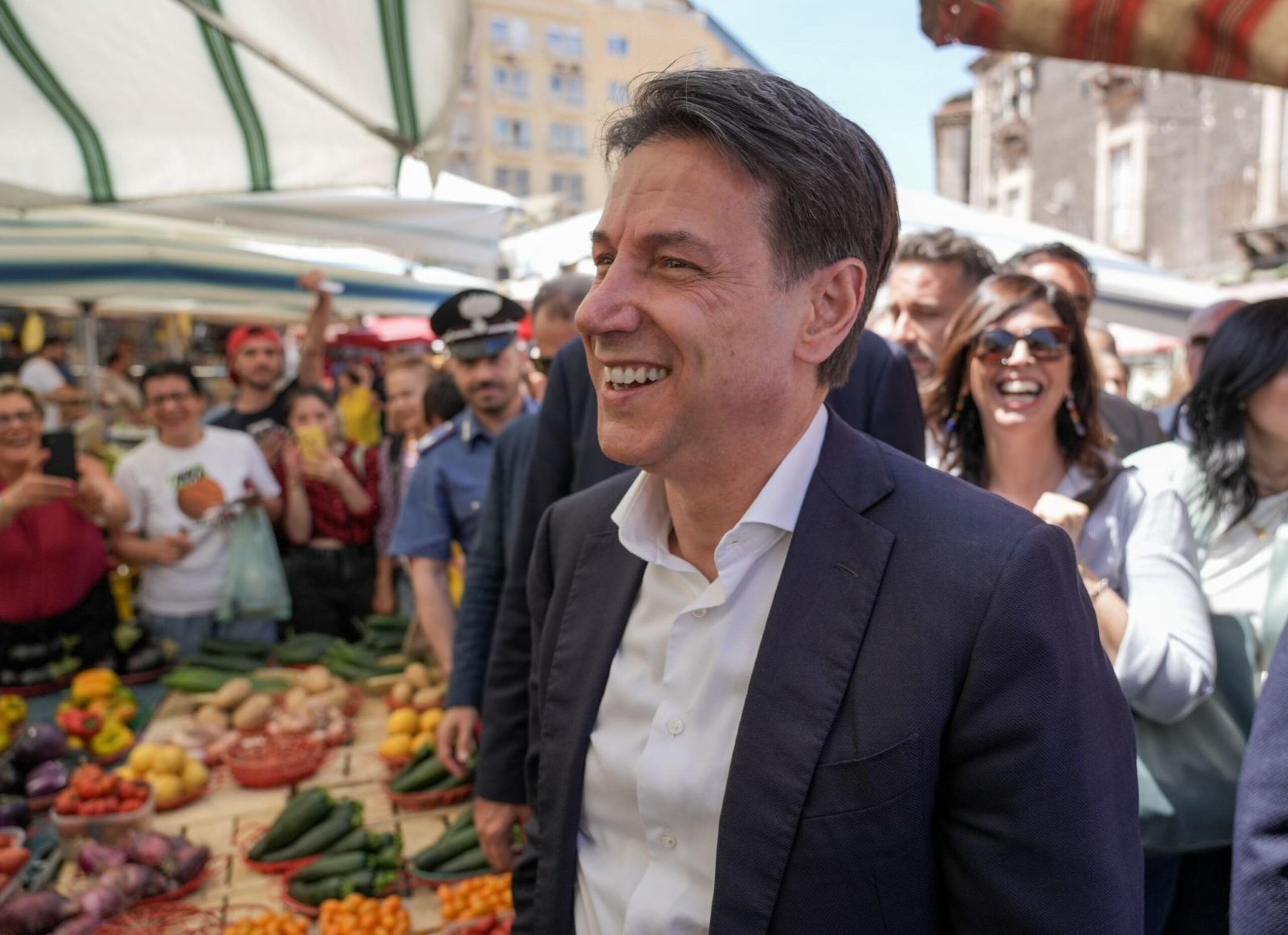 Il leader del M5S Giuseppe Conte a Catania, 30 maggio 2024.
ANSA/ UFFICIO STAMPA M5S
+++ ANSA PROVIDES ACCESS TO THIS HANDOUT PHOTO TO BE USED SOLELY TO ILLUSTRATE   NEWS REPORTING OR COMMENTARY ON THE FACTS OR EVENTS DEPICTED IN THIS IMAGE; NO   ARCHIVING; NO LICENSING +++ NPK +++