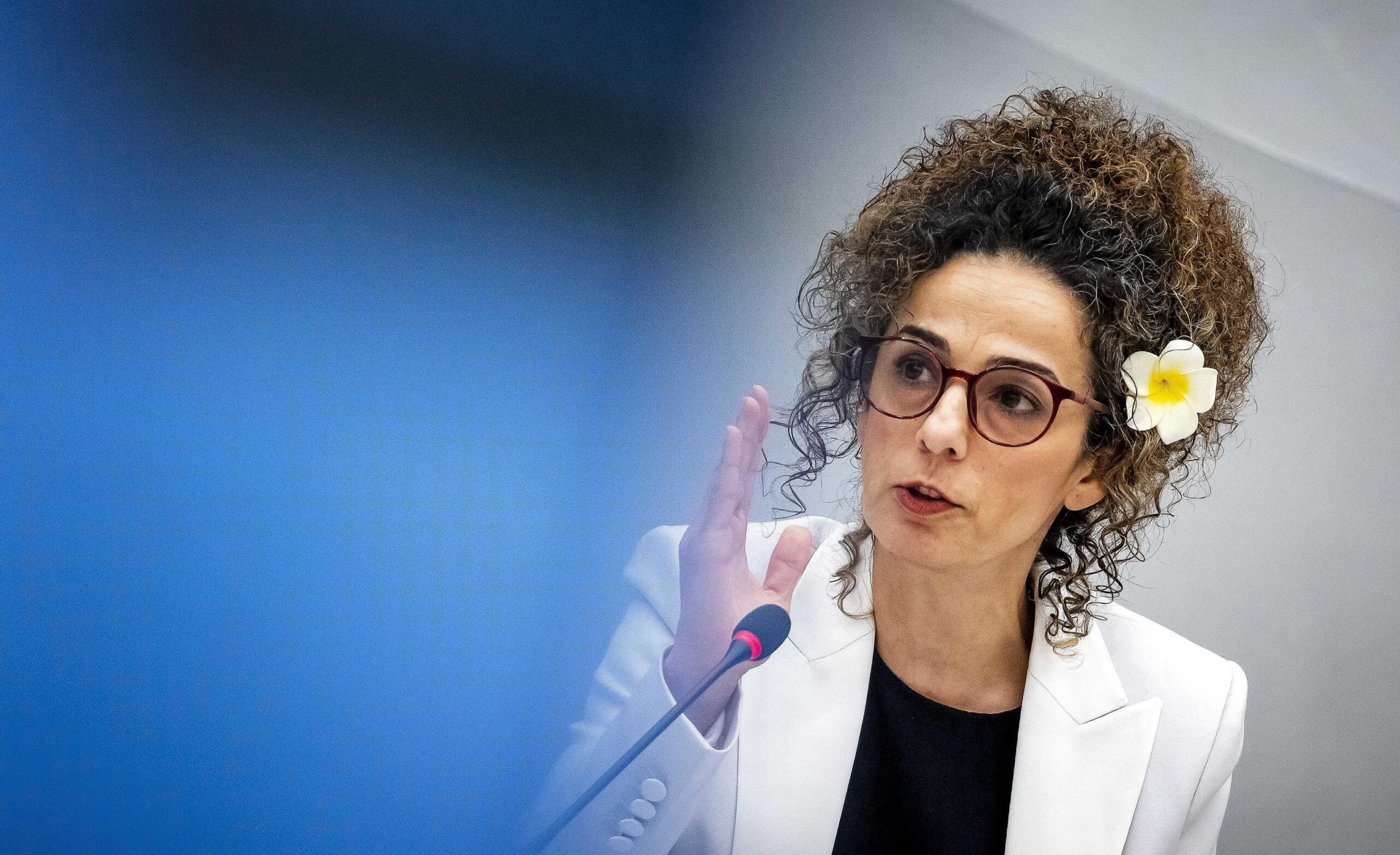 Ativista iraniano Masih Alinejad: “Meu presidente contratou assassinos para me assassinar.  Comemoro sua morte: a liderança é uma bagunça” – A Entrevista