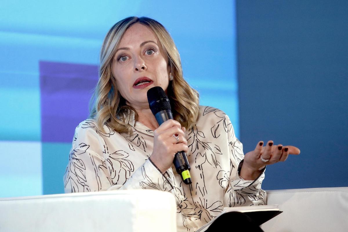 Il presidente del consiglio Giorgia Meloni intervistata da Maurizio Belpietro durante líevento ìIl giorno de La Verit‡î a Milano, 14 maggio 2024. ANSA/MOURAD BALTI TOUATI