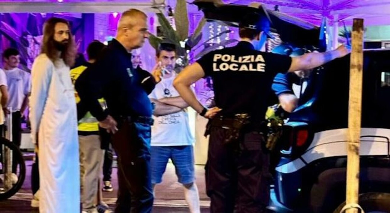 18 Bicchierini Da Liquore Con Collana, In Plastica Colorata, Per Addio Al Celibato, Feste E Matrimoni, 6 Colori