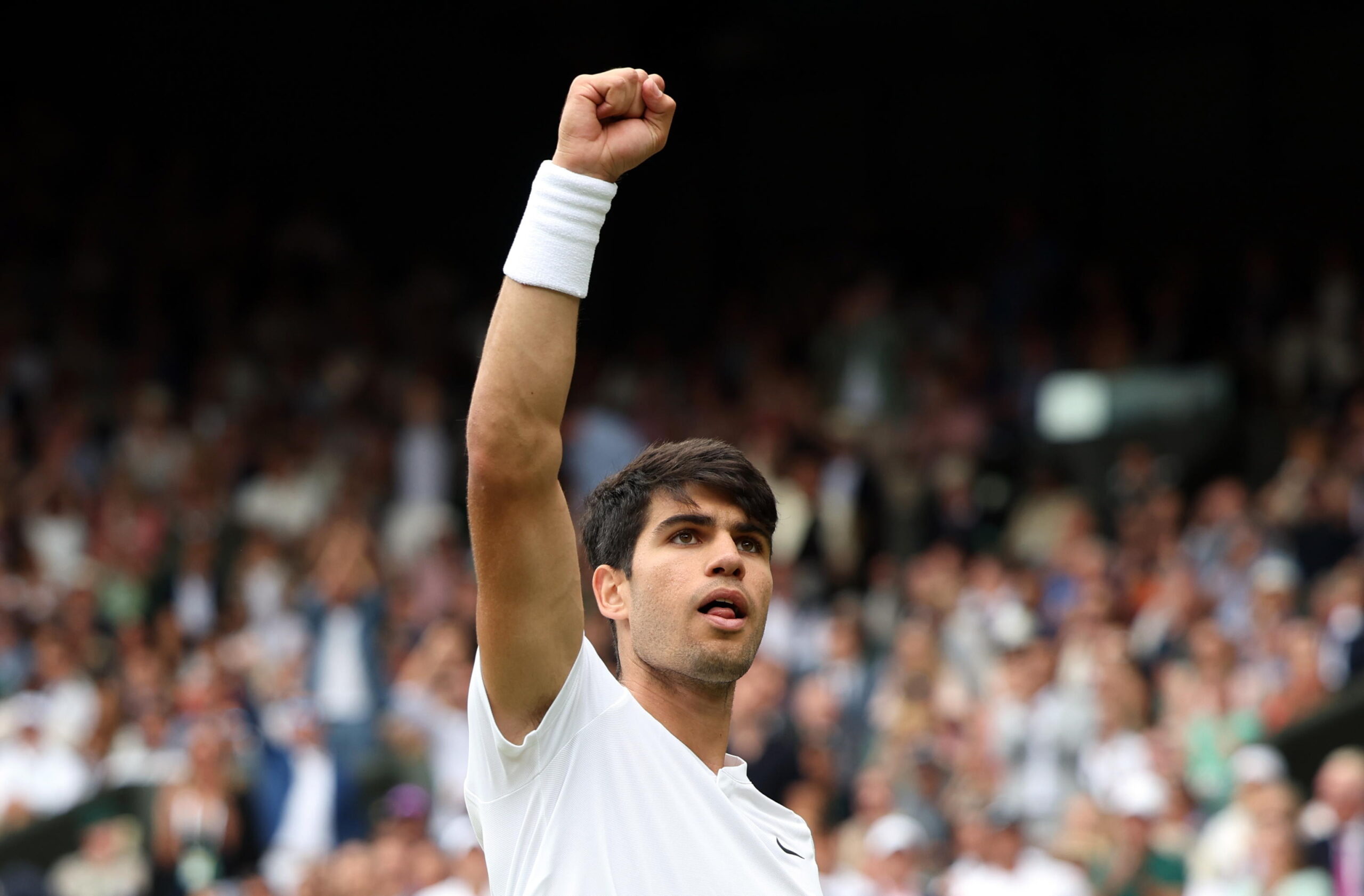 Carlos Alcaraz Trionfa A Wimbledon Per Il Secondo Anno Di Fila ...