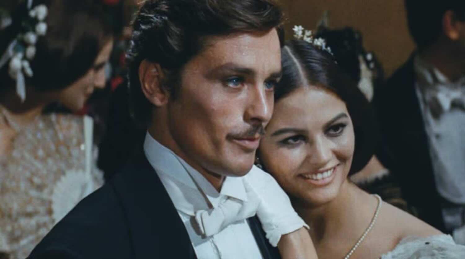 Alain Delon con Claudia Cardinale nel Gattopardo