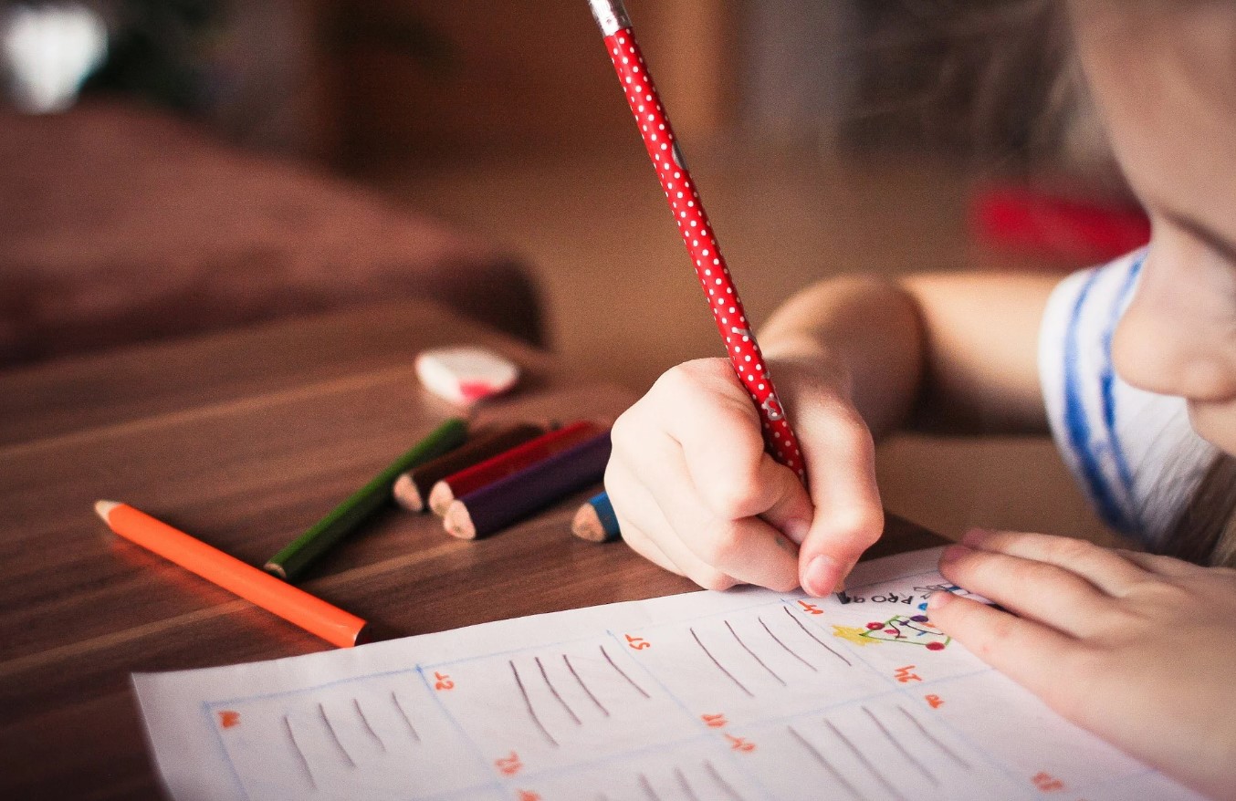 torino bambino compiti a casa scuola