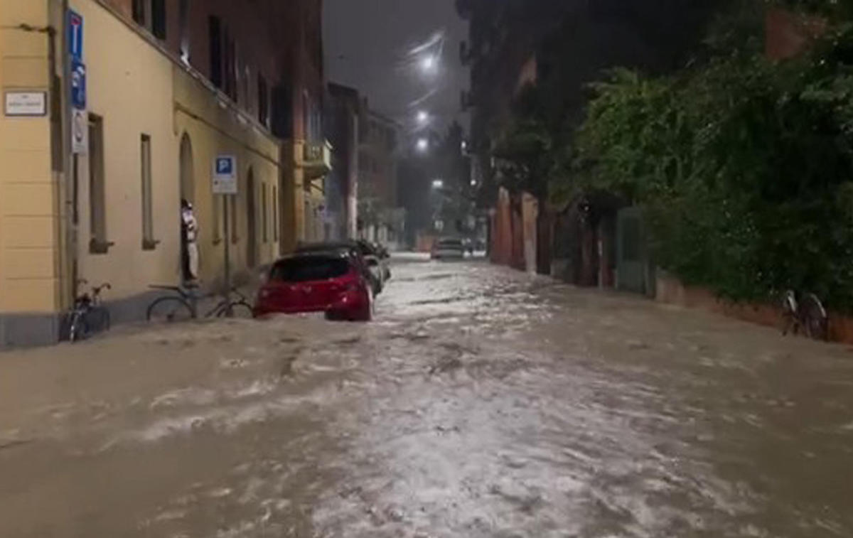 https://static.open.online/wp-content/uploads/2024/10/Alluvione-Bologna.jpg